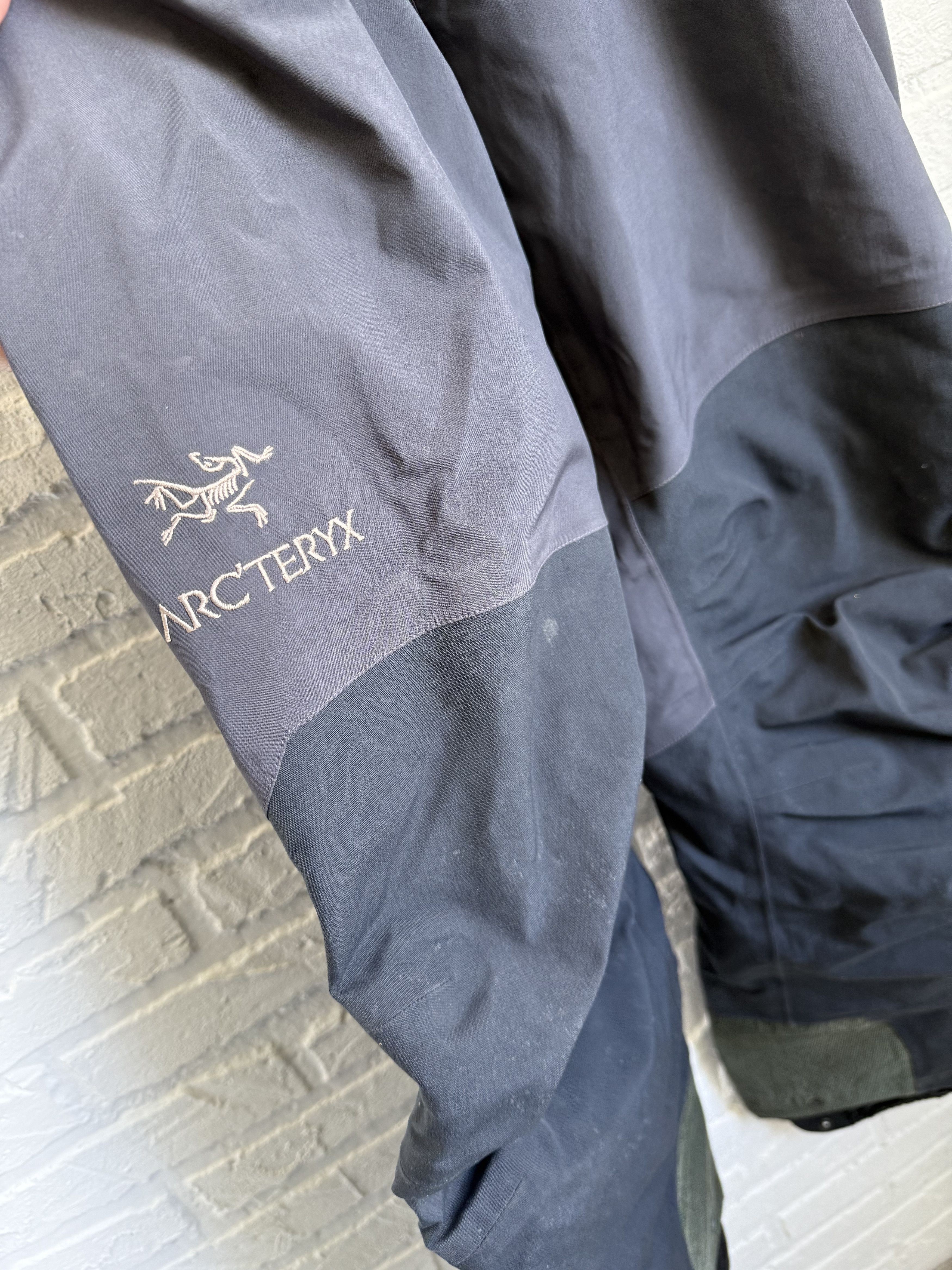 Arc'teryx Vintage Arc'teryx overall ski pants gore-tex Size US 30 / EU 46 - 8 Thumbnail