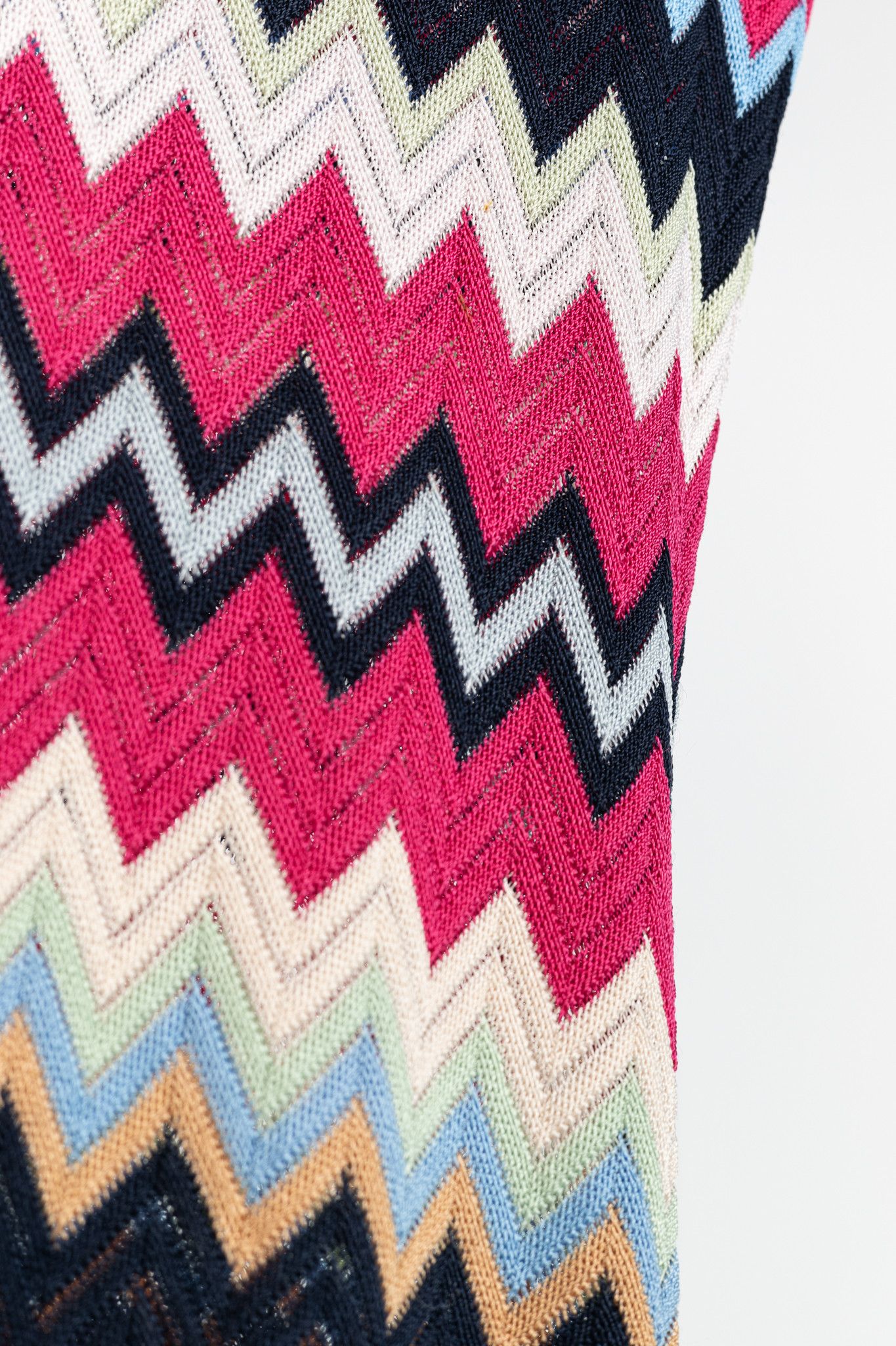 Missoni Missoni Pink & Navy Chevron Knit T-Shirt Size M / US 6-8 / IT 42-44 - 6 Thumbnail