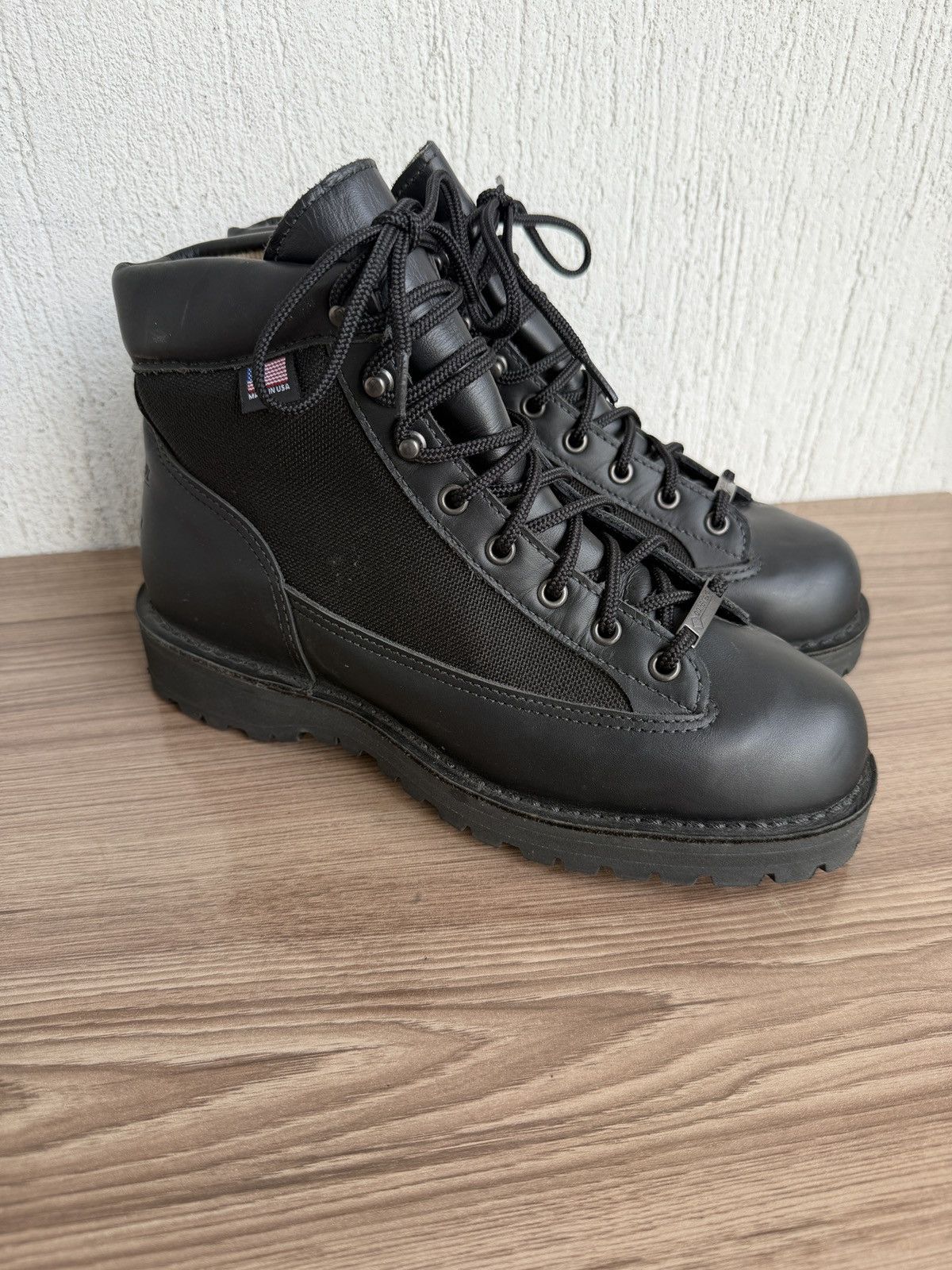 Danner Light black gore-tex hiking boots Size US 8 / EU 41 - 3 Thumbnail