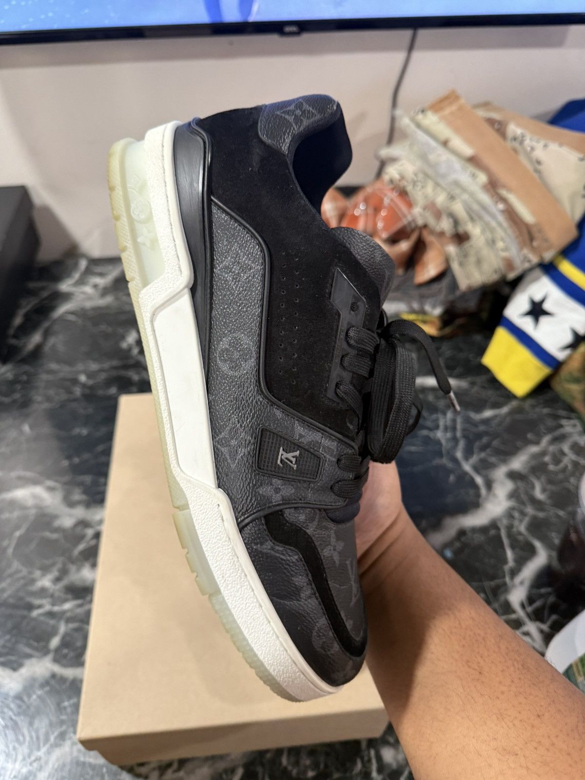 Louis Vuitton Louis Vuitton LV Trainer Eclipse Black Monogram Size 10 LV Size US 11.5 / EU 44-45 - 8 Thumbnail