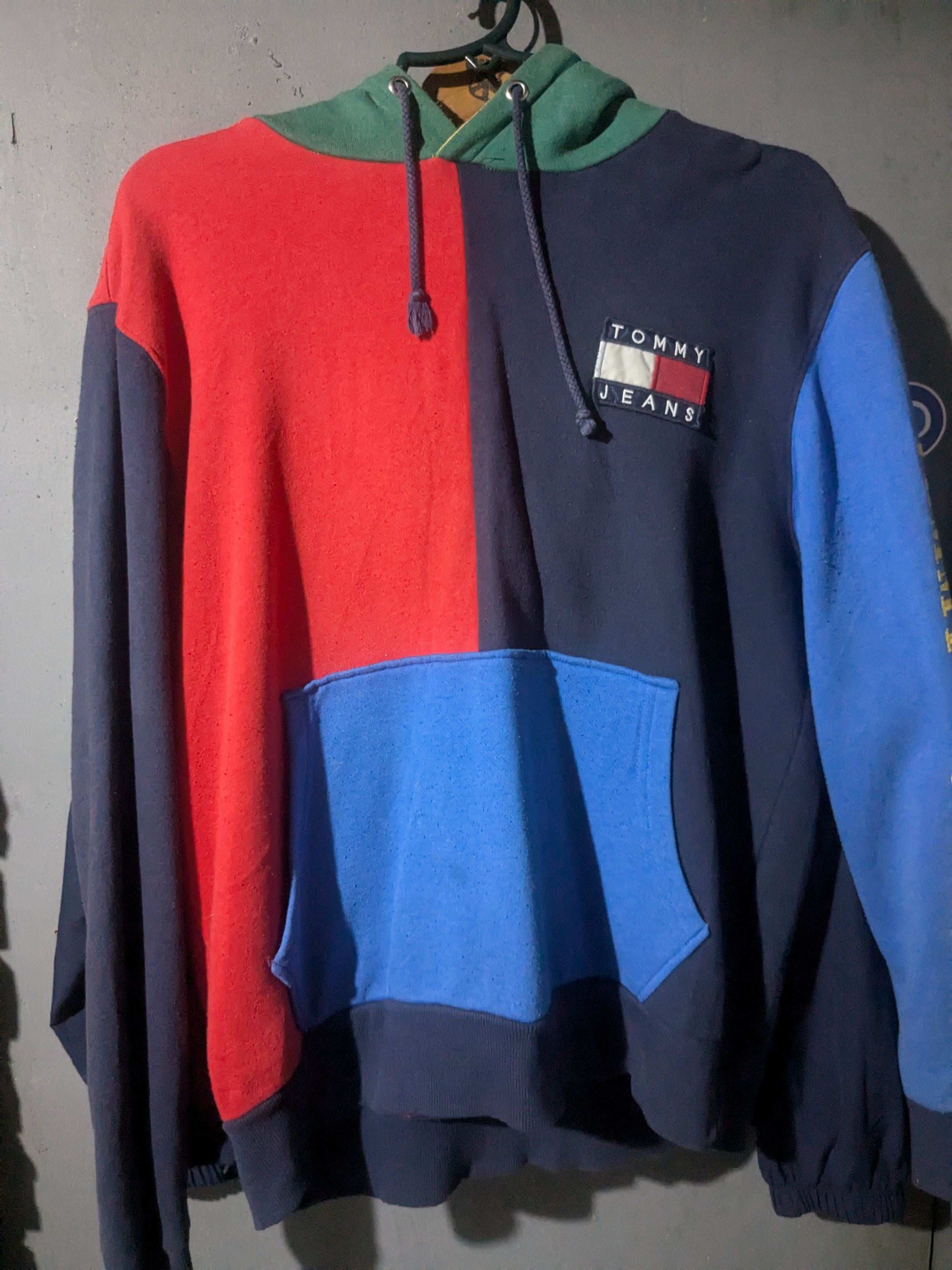 Tommy Hilfiger Tommy Hilfiger medium hoodie authentic Size US M / EU 48-50 / 2 - 1 Thumbnail