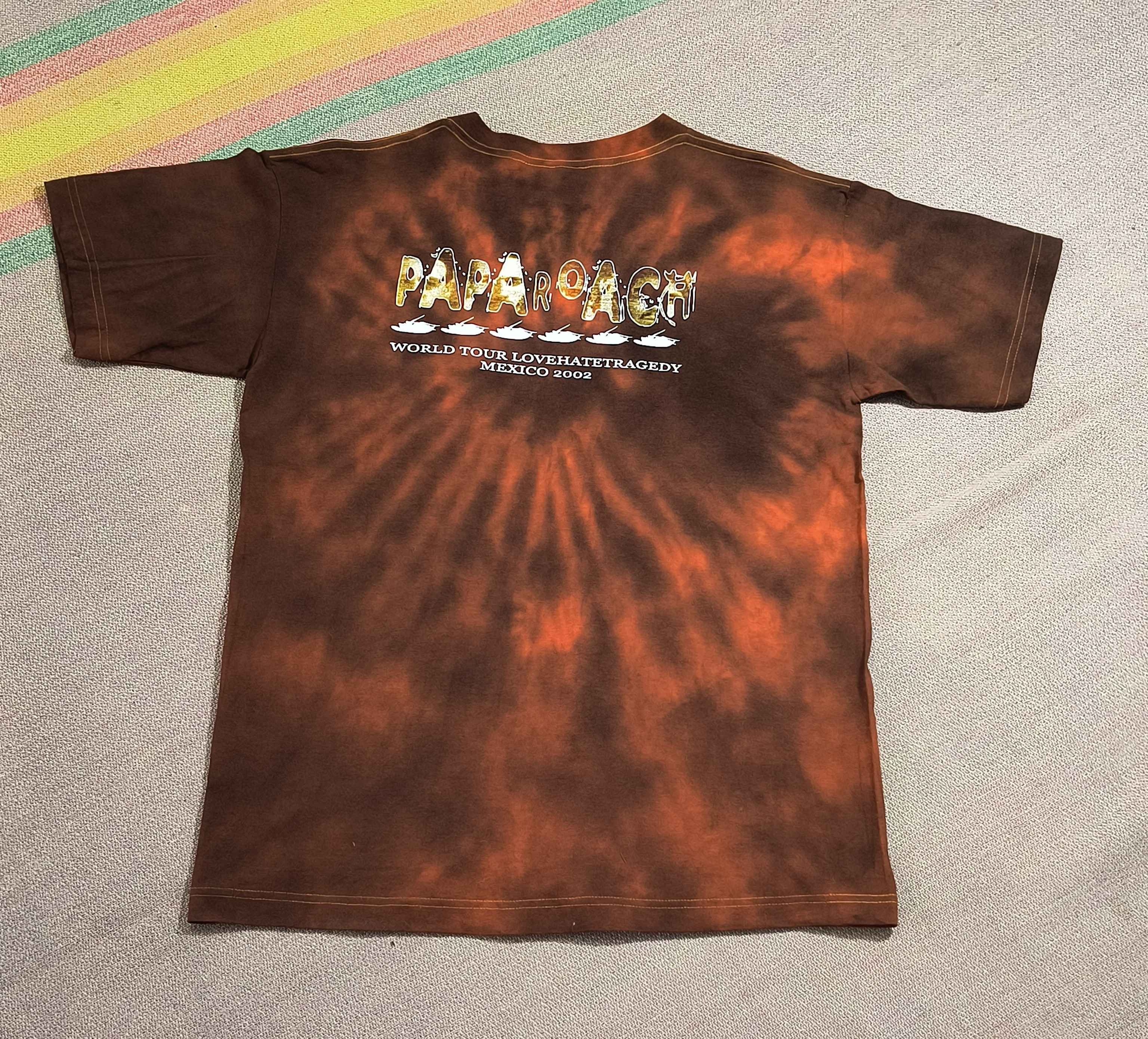 Band Tees Y2K Papa Roach Love Hate Tragedy World Tour Mexico 2002 Size US M / EU 48-50 / 2 - 6 Thumbnail