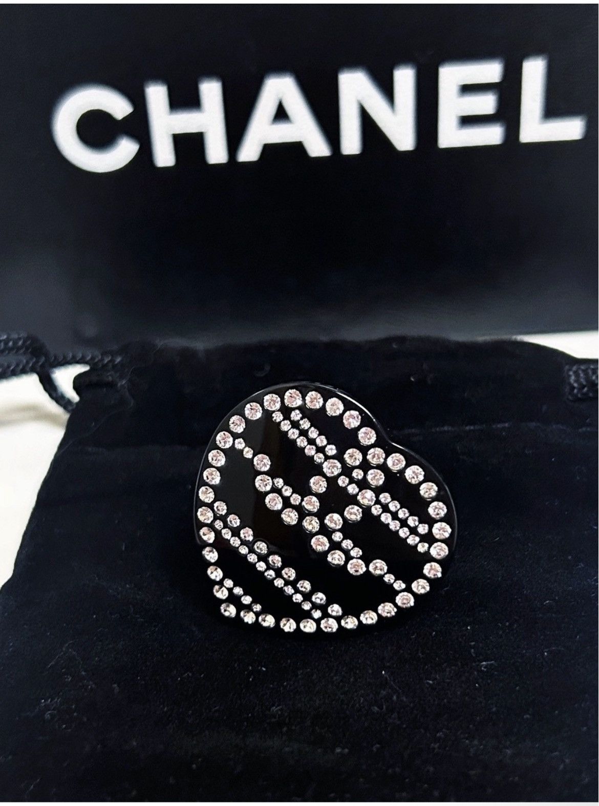 Chanel Authentic CHANEL Rare Vintage CC 09 Large Heart Crystal Ring Size ONE SIZE - 2 Thumbnail