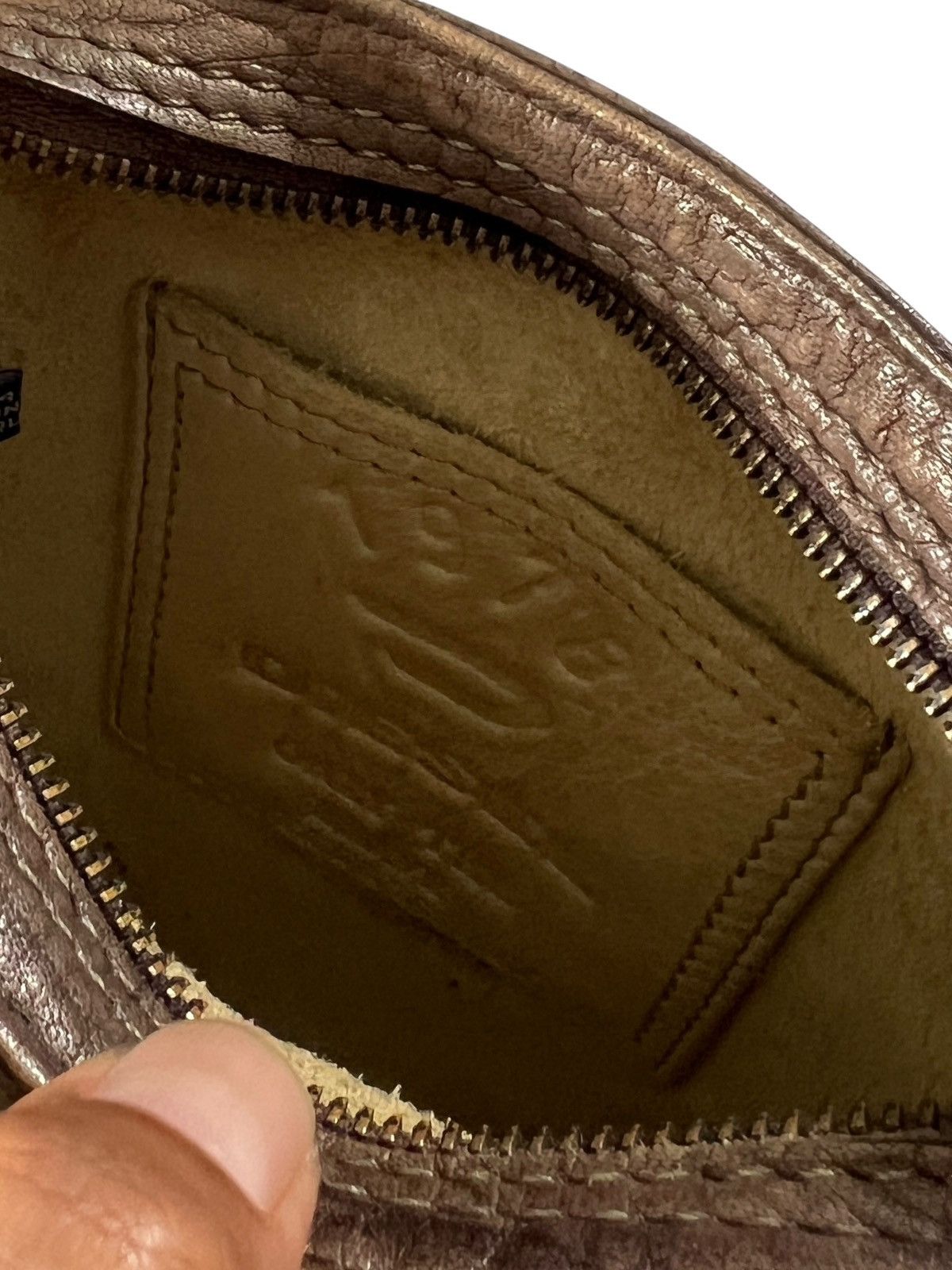 Diesel 2000s Diesel Patina Leather Sling Bag Size ONE SIZE - 13 Thumbnail