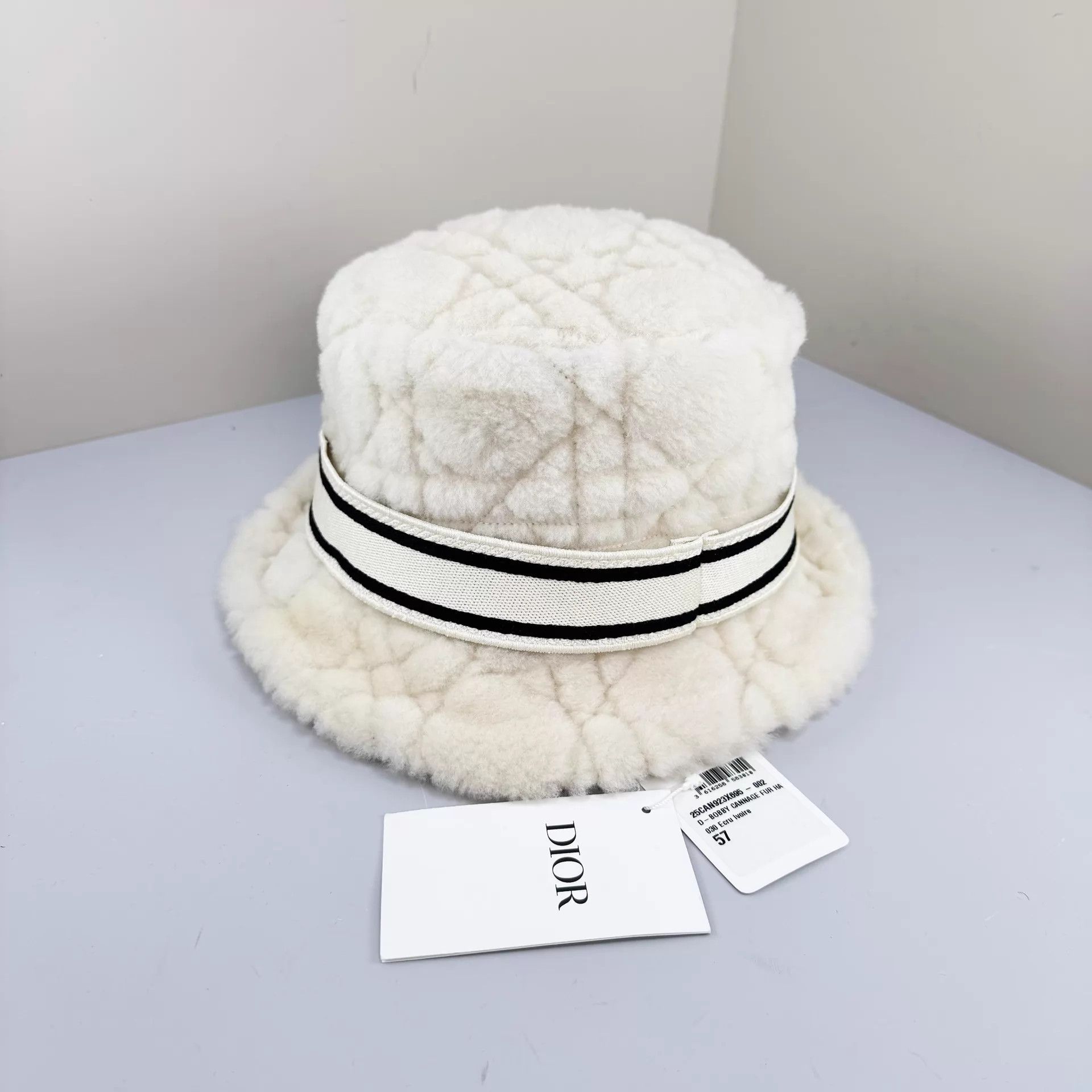 Dior Dior 25ss Teddy Letter Lambskin Bucket Hat 57 New Size ONE SIZE - 3 Thumbnail