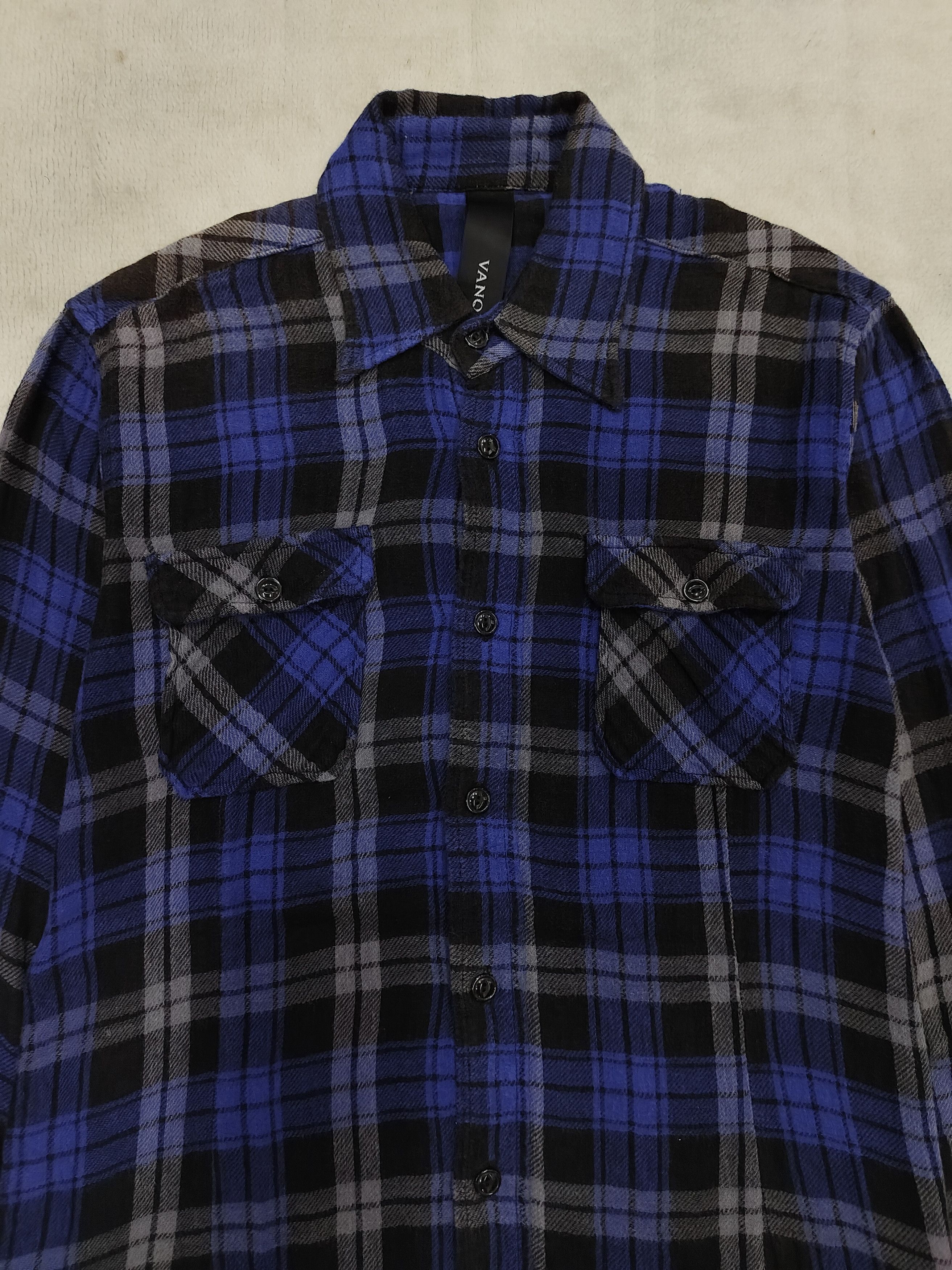 Vanquish 🇯🇵Vanquish🇯🇵 Metallic Squin Embroidered Flannel Shirt Size US S / EU 44-46 / 1 - 5 Thumbnail