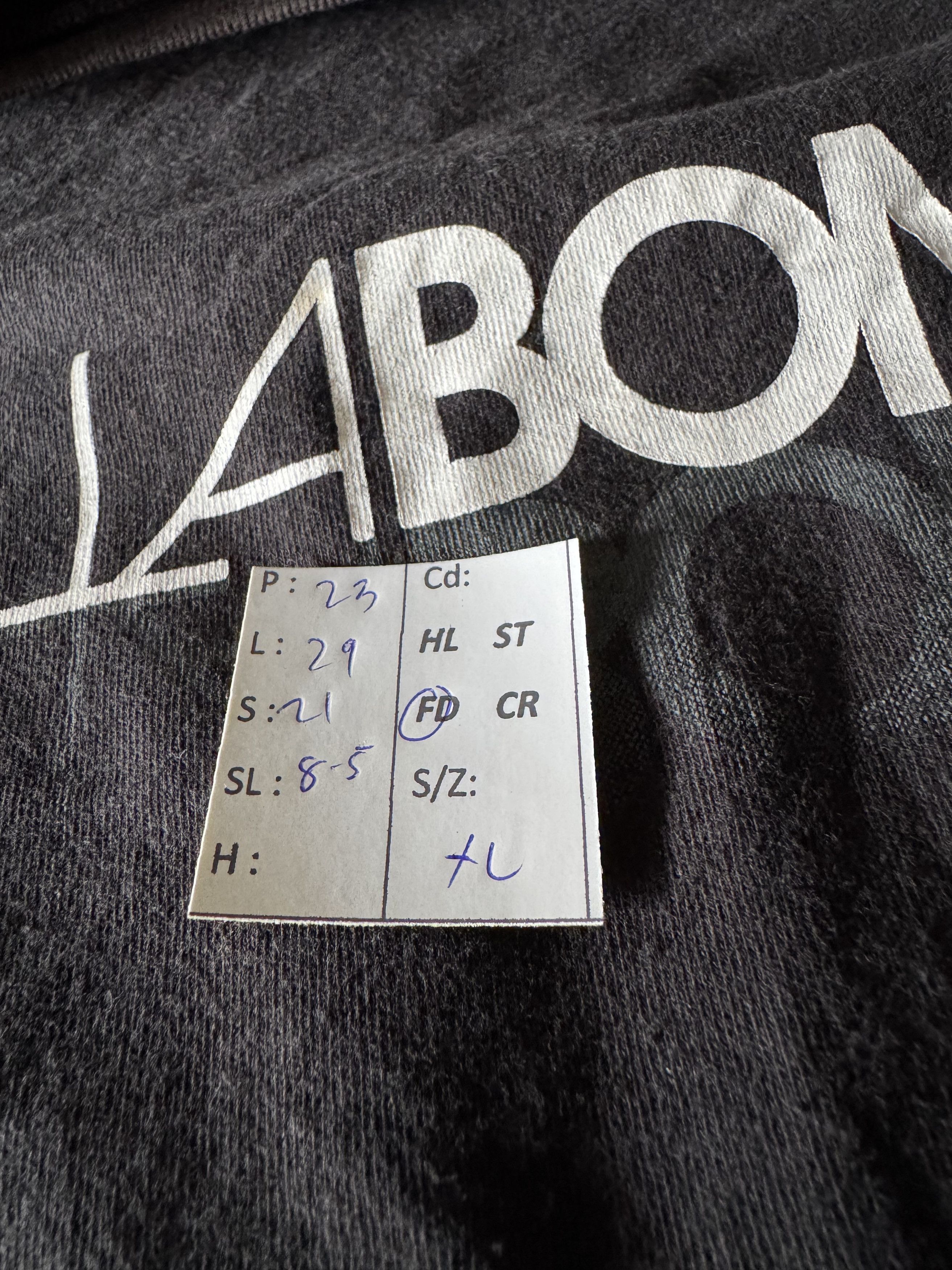 Billabong VINTAGE Y2K BILLABONG CLASSIC BIG LOGO FADED TEE VERY RARE Size US L / EU 52-54 / 3 - 17 Thumbnail