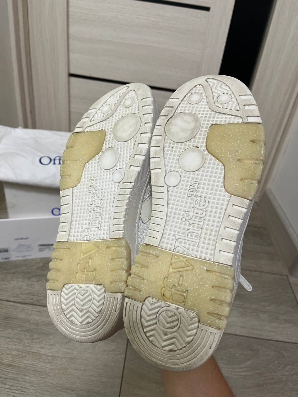 Off-White Off-White Out Off Office Slim Size US 8 / EU 41 - 5 Thumbnail