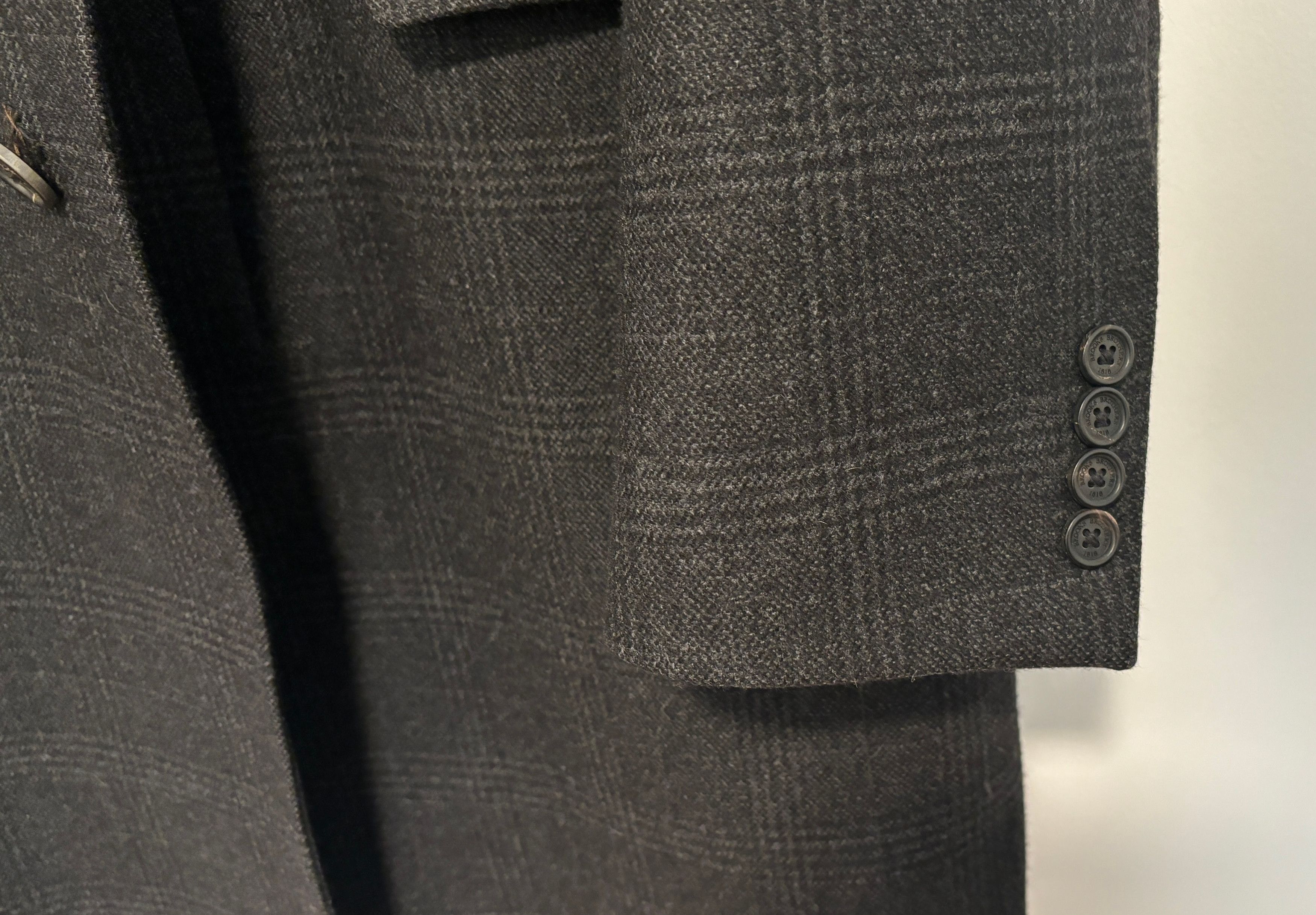 Brooks Brothers Plaid Chesterfield Overcoat Topcoat, Wool, Velvet; 38 -40 Size US M / EU 48-50 / 2 - 9 Thumbnail