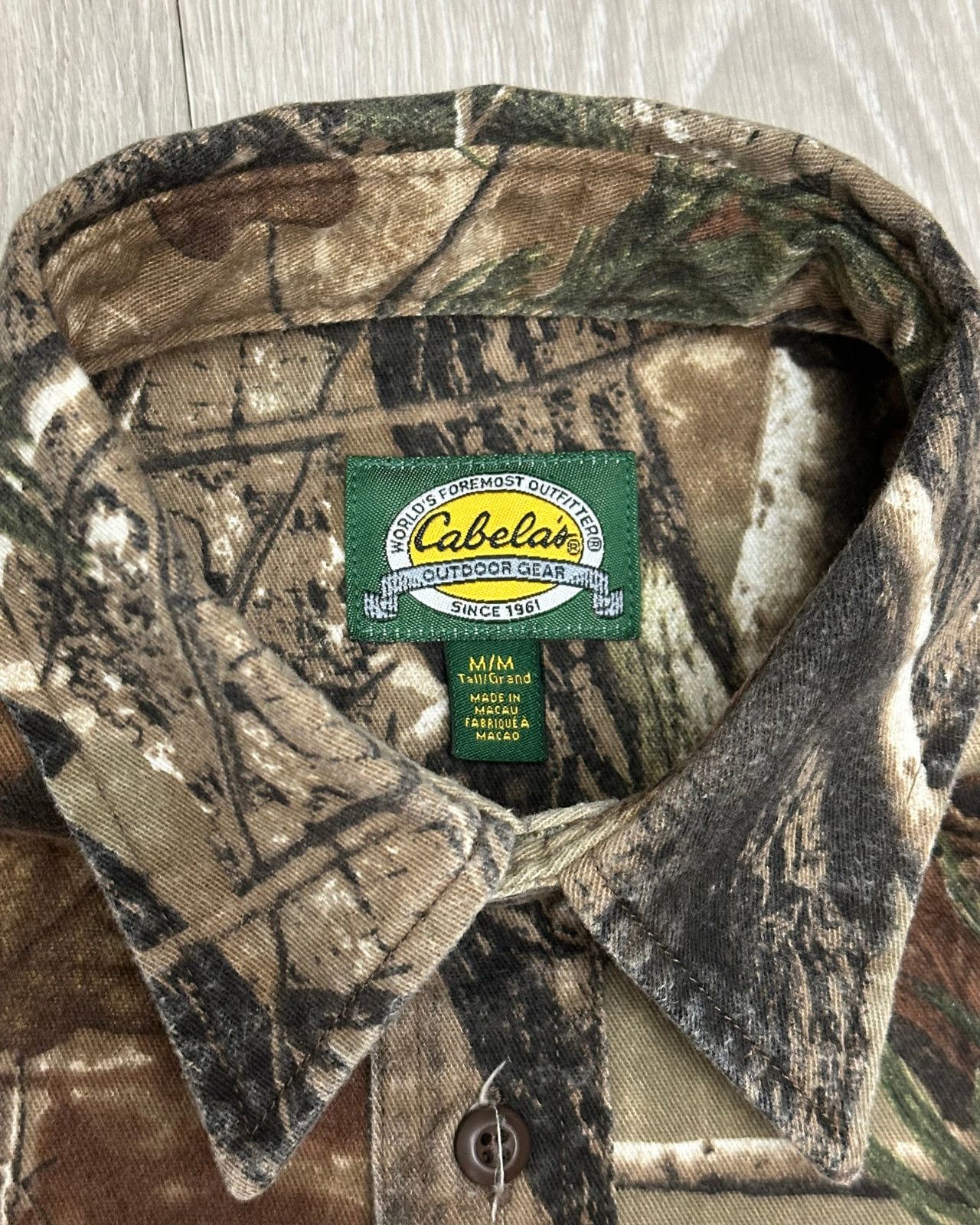 Cabelas Vintage Cabela's RealTree Camo Button-Up Shirt Medium Tall Size US M / EU 48-50 / 2 - 6 Thumbnail