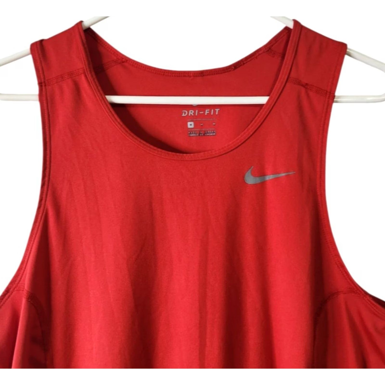 Nike Nike Dri-Fit Tank Top Womens M Sleeveless Scoop Neck Running Red Size M / US 6-8 / IT 42-44 - 3 Thumbnail