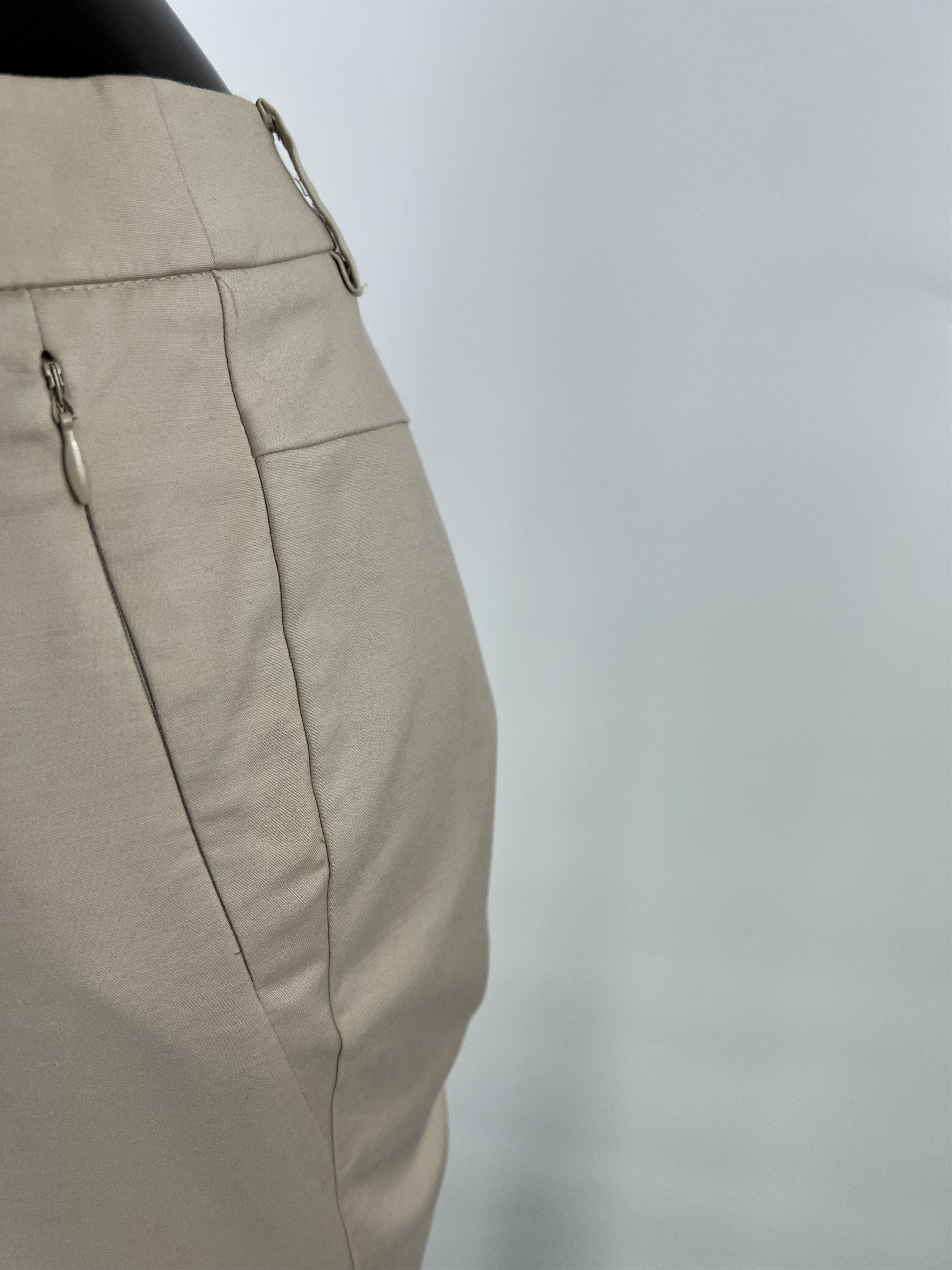 Designer Laurel Women's Beige Cotton Pant Suit Size US8 IT44 GB12 Size M / US 6-8 / IT 42-44 - 15 Thumbnail