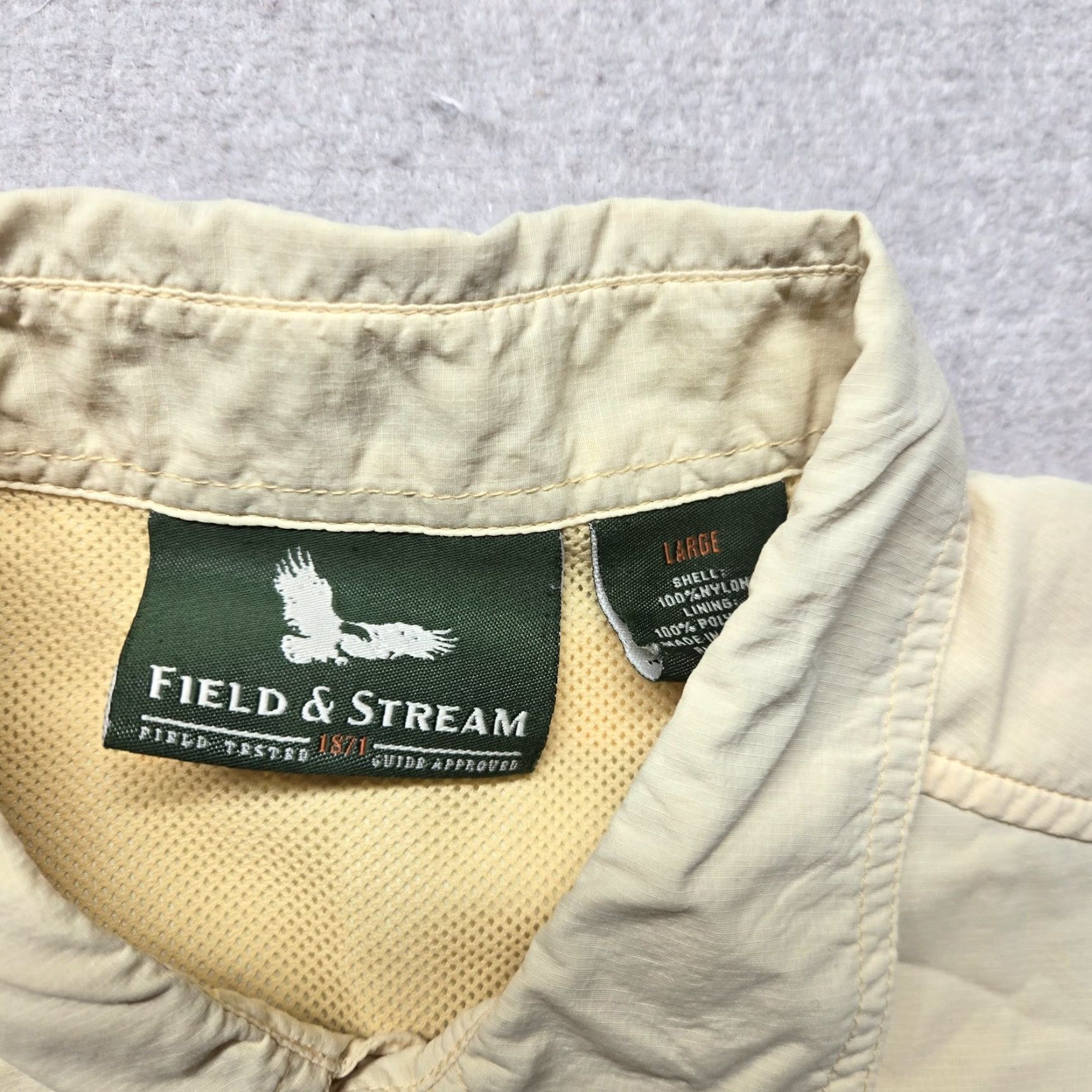 Vintage Field & Stream Outfitter Solid Beige Button Up Short Sleeve Shirt Men's L Large Size US L / EU 52-54 / 3 - 2 Thumbnail