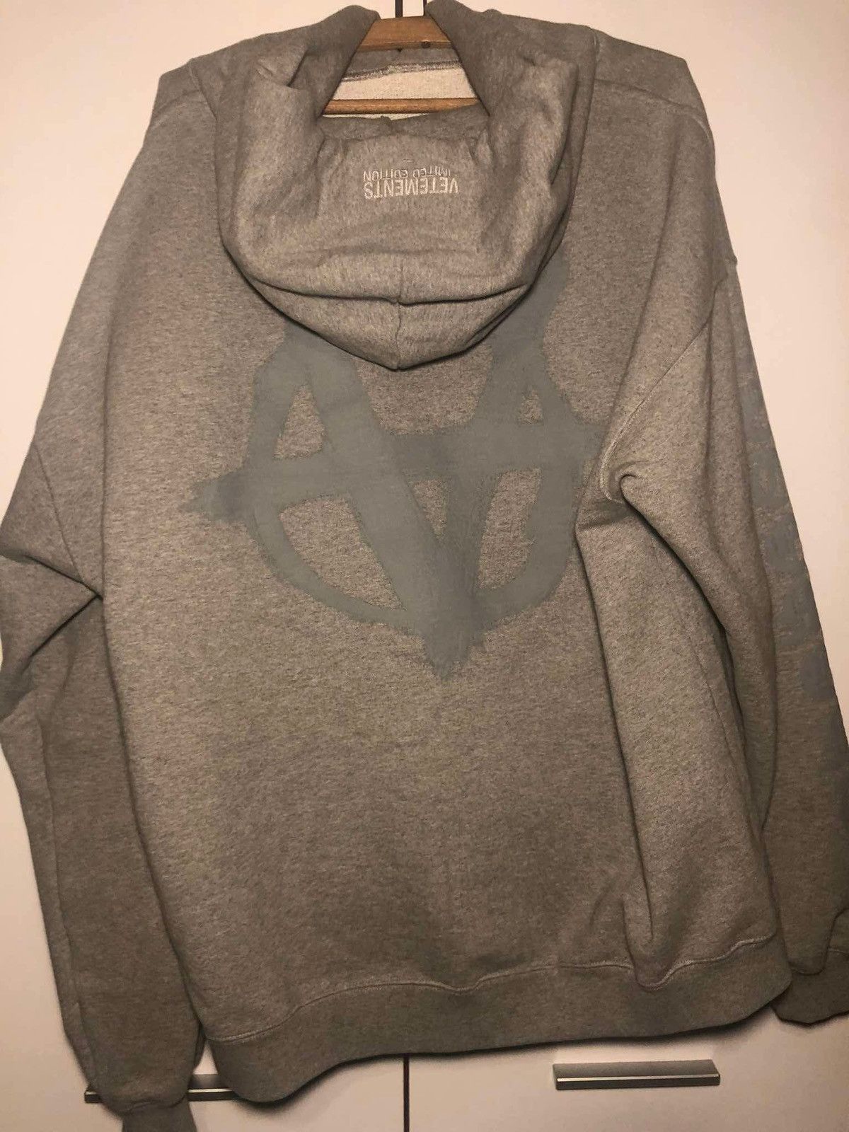 Vetements Vetements anarchy hoodie Size US XS / EU 42 / 0 - 2 Thumbnail