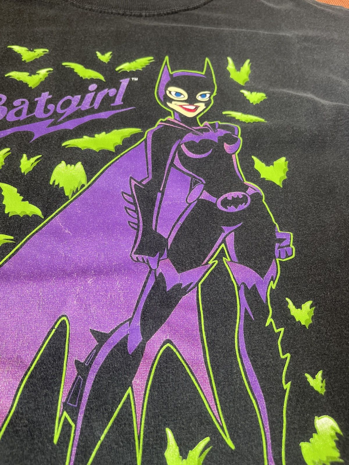 DC Comics VINTAGE 1997 BATGIRL DC COMICS T-SHIRT - RARE ANIMATED Size US M / EU 48-50 / 2 - 3 Thumbnail