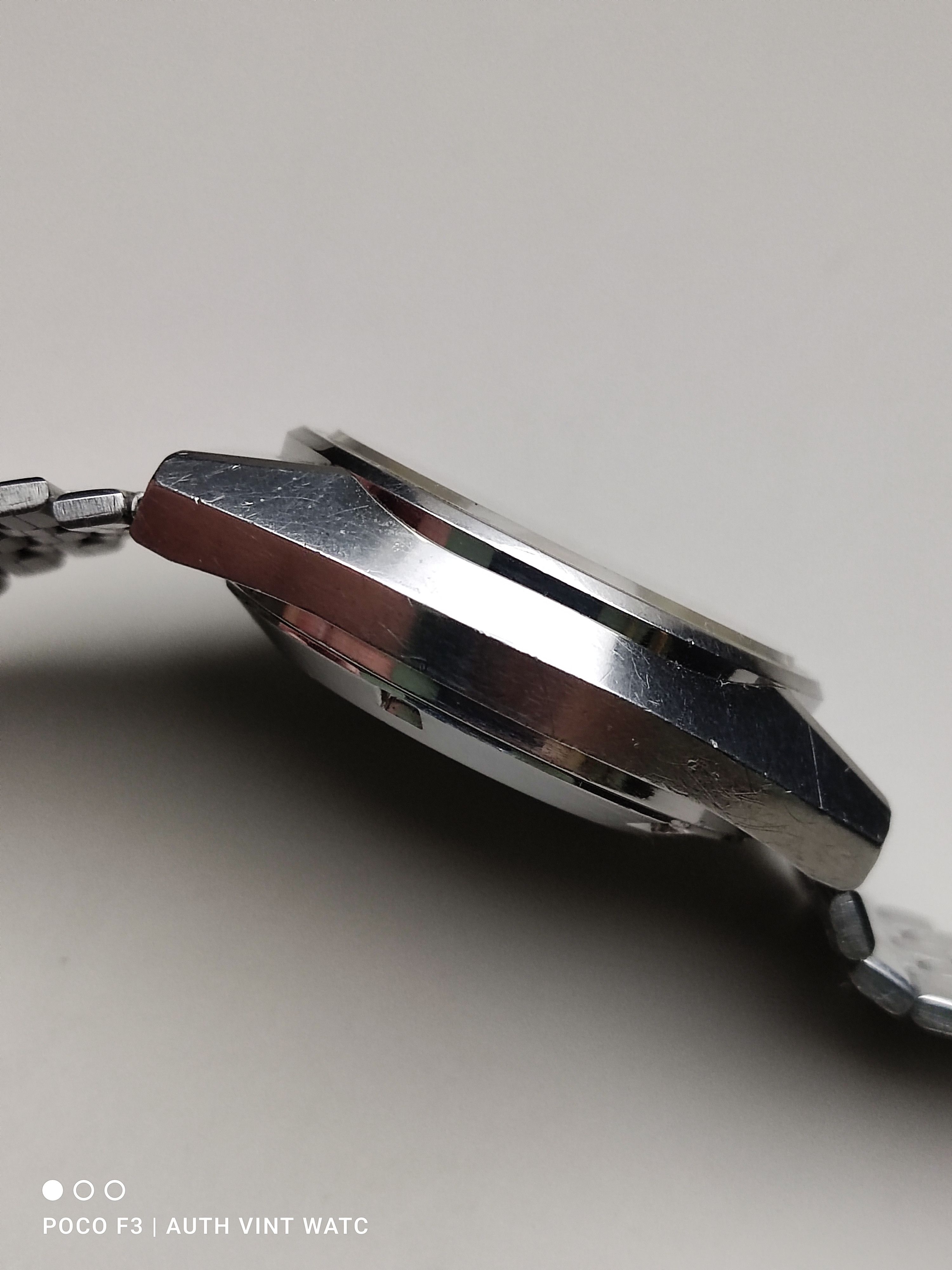 Seiko Rare Authentic Vintage Seiko Electronic ELNIX 0703-7110 Men Size ONE SIZE - 11 Thumbnail
