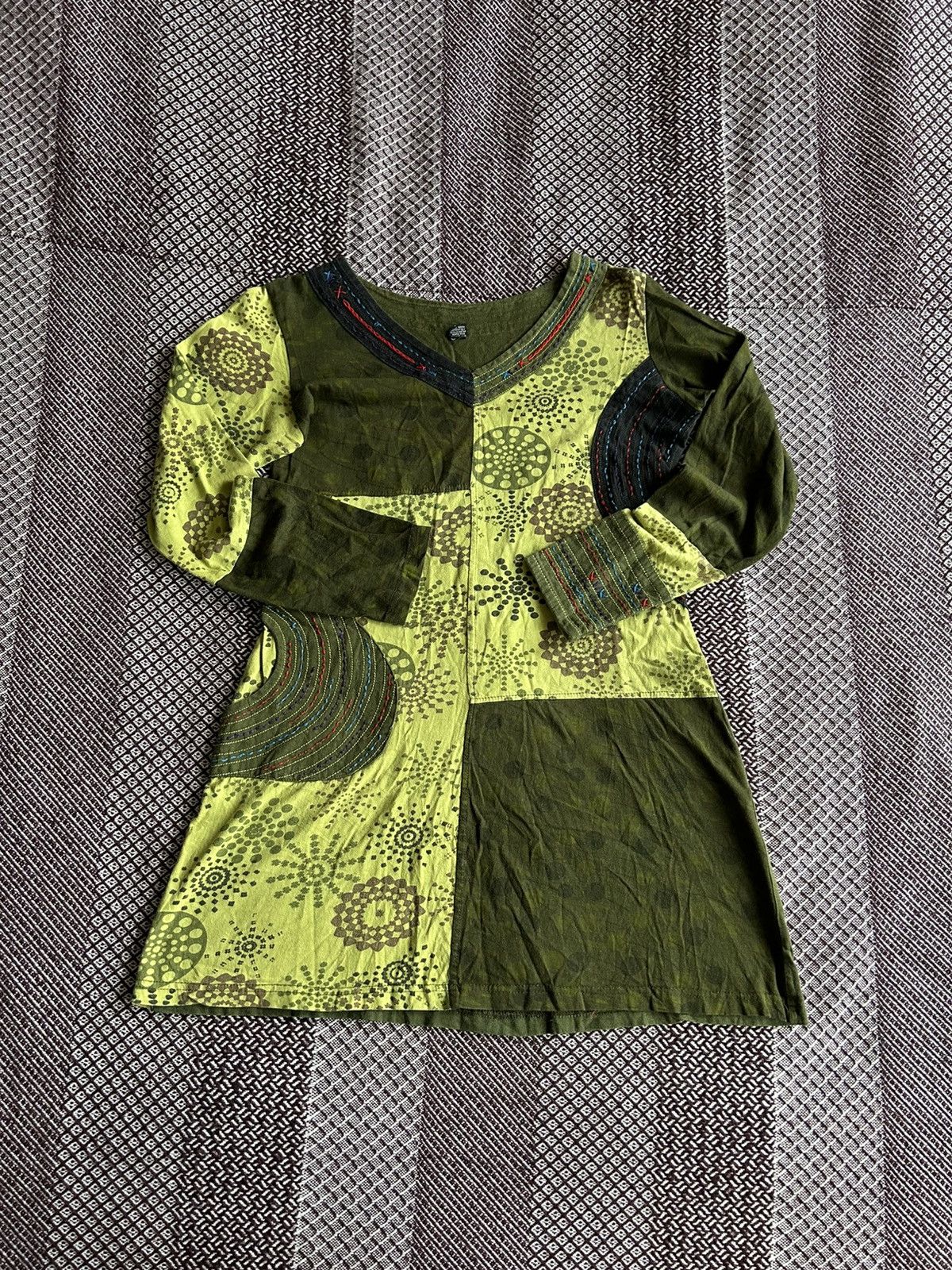 Vintage Vintage Nepal Y2K Women Dress Green Boho Vibe Size S/M Rare Size S / US 4 / IT 40 - 1 Thumbnail