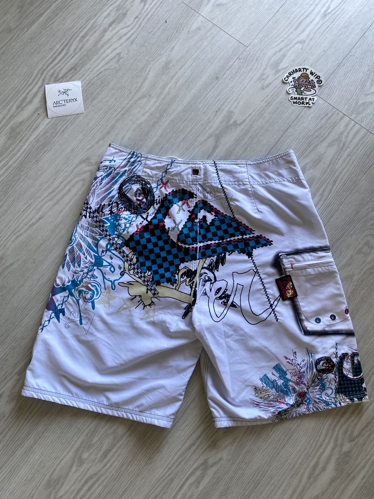 Quiksilver × Vintage Vintage Shorts Quiksilver Big Logo Size US 32 / EU 48 - 5 Thumbnail