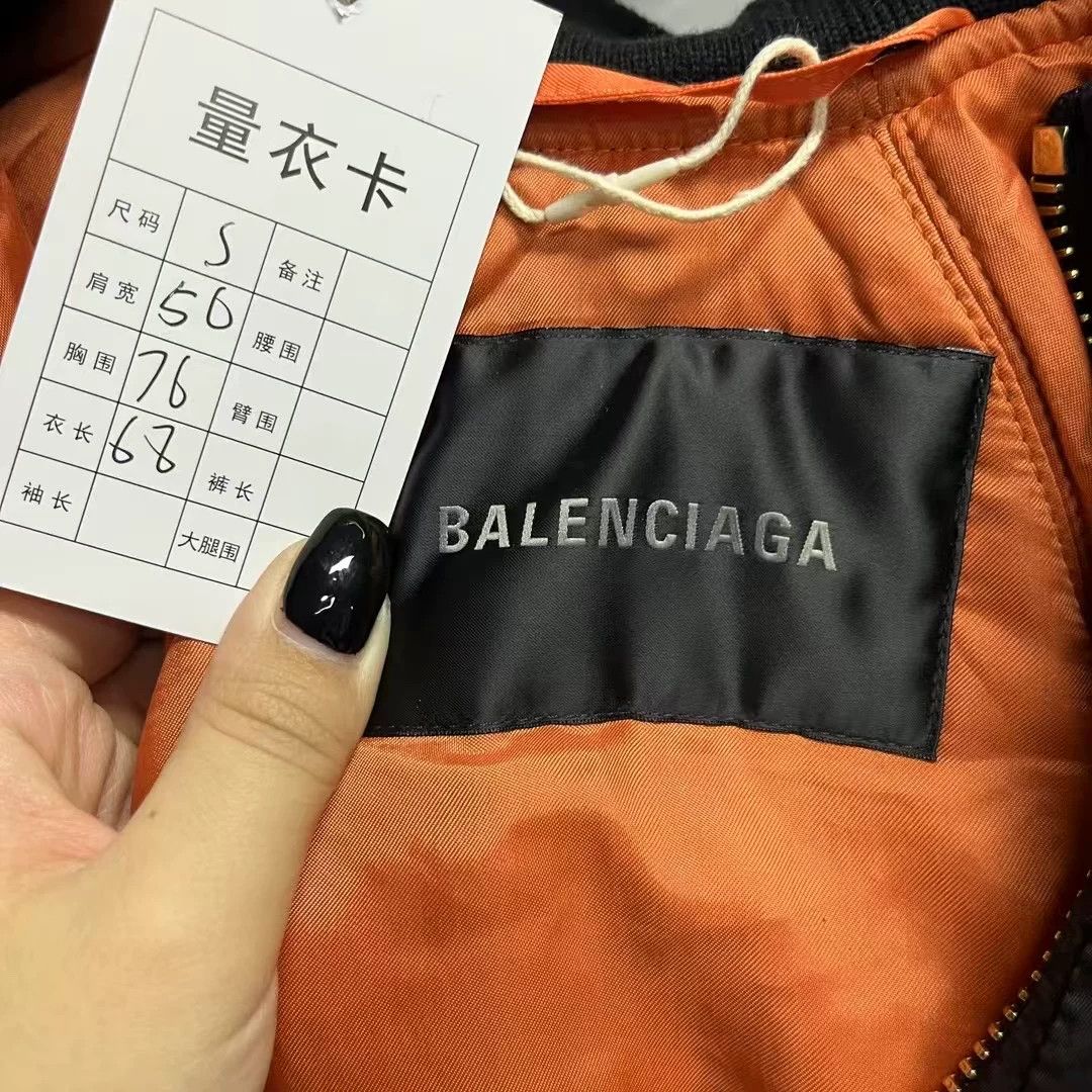 Balenciaga Balenciaga Hooded Bomber Jacket Black Orange Lining Size US S / EU 44-46 / 1 - 2 Thumbnail