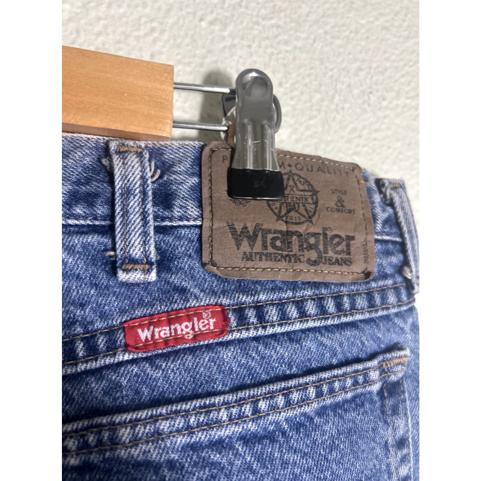 Wrangler VINTAGE Wrangler Jeans Medium Wash 36x29 Men Straight USA Blue 36 Mens jeans Straight wash USA Made In USA Size US 36 / EU 52 - 7 Thumbnail