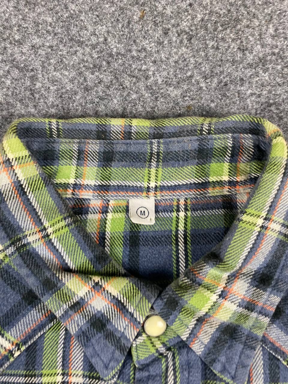 Japanese Brand vintage uniqlo shadow plaid western flannel shirt Size US M / EU 48-50 / 2 - 6 Thumbnail