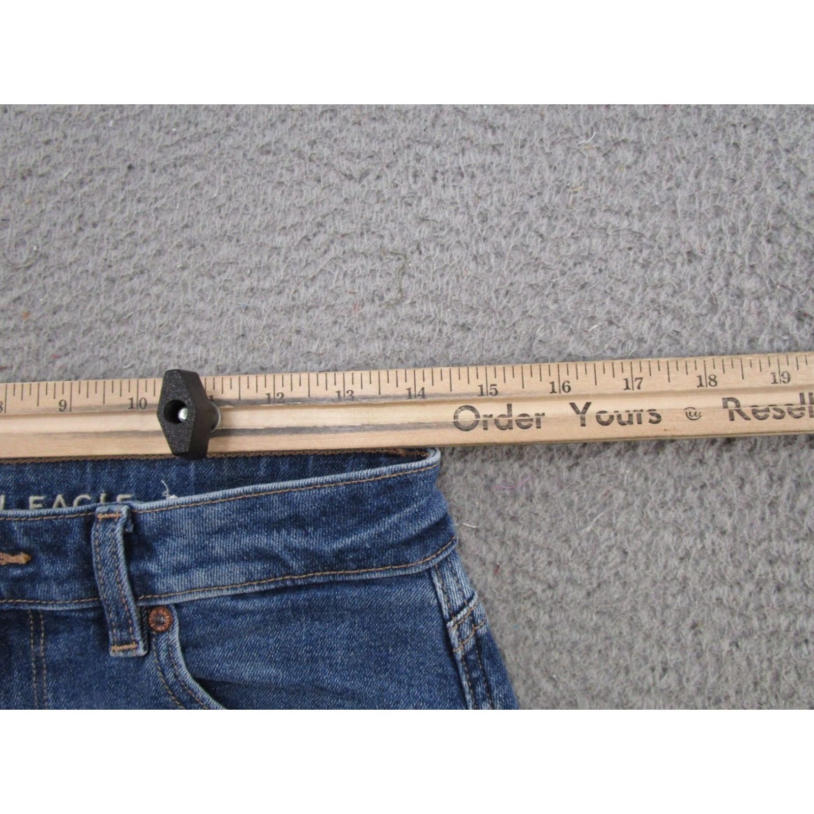 American Eagle Outfitters American Eagle Outfitters Jeans Stretch Blue Denim High Rise Mom Size 6 Short Medium Wash Womens 90s Style Size 28" / US 6 / IT 42 - 7 Thumbnail