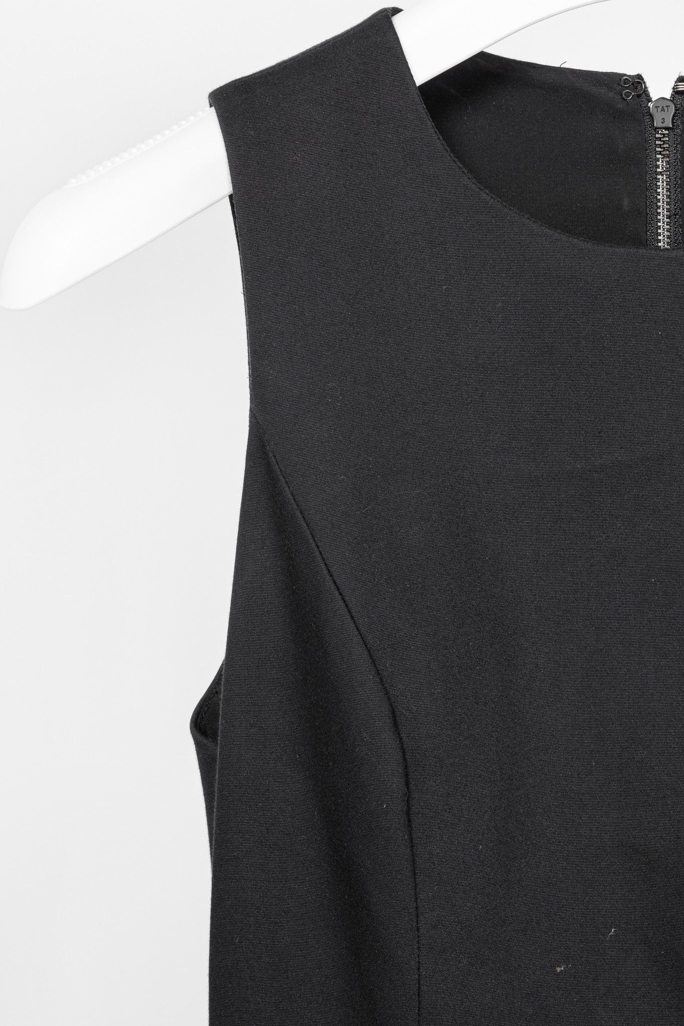 Alice + Olivia Alice + Olivia Bria Black & White Pleated Slit-Front Dress Size XS / US 0-2 / IT 36-38 - 5 Thumbnail