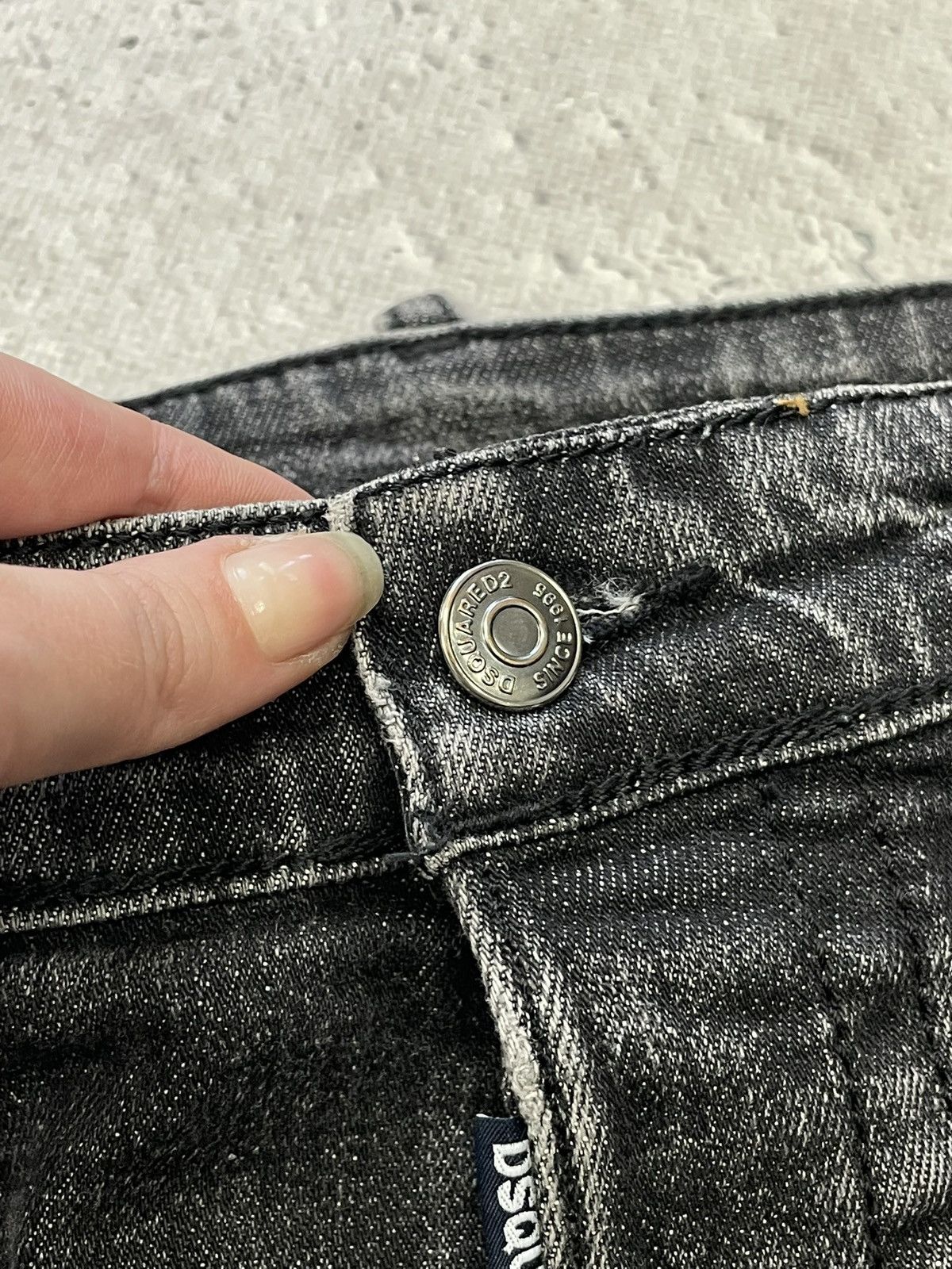 Dsquared2 Vintage slim Dsquared 2 slim black distressed jeans pants Size US 35 - 4 Thumbnail