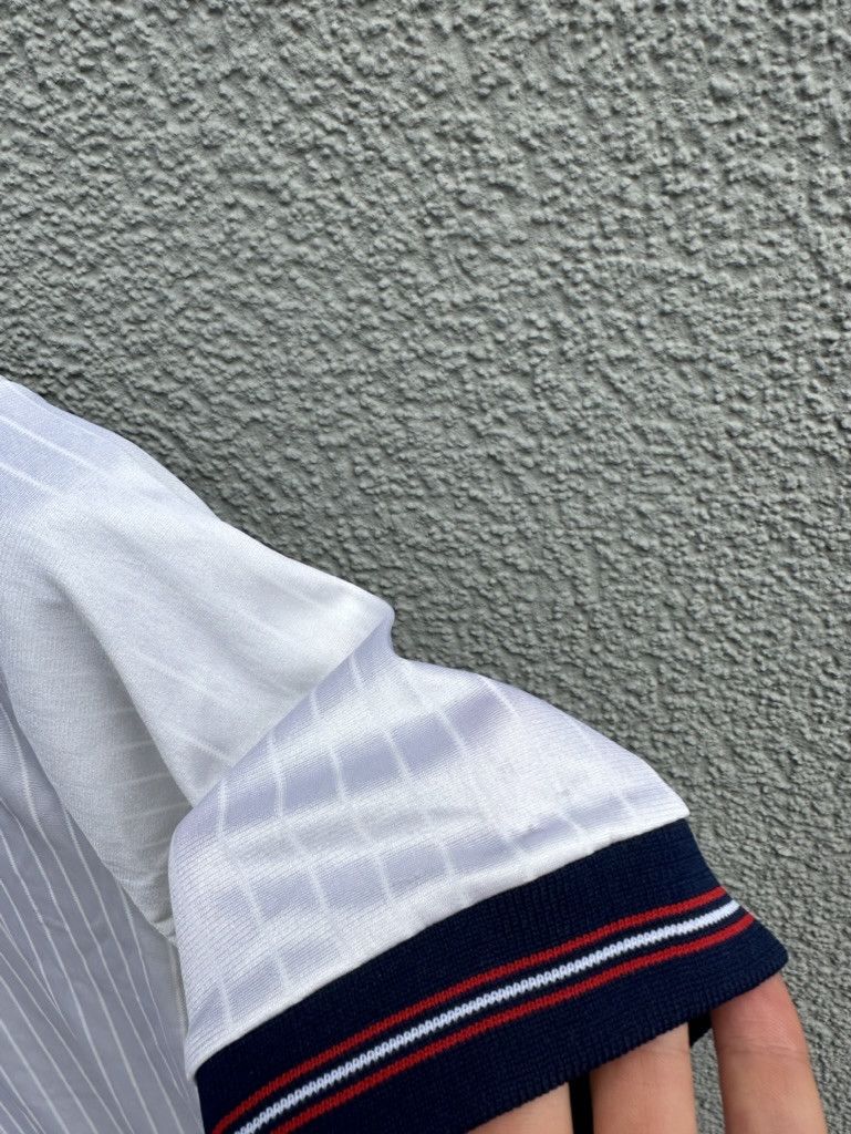 Umbro × Vintage Vintage England 1984-1987 Home Umbro Soccer Football Jersey Size US S / EU 44-46 / 1 - 7 Thumbnail