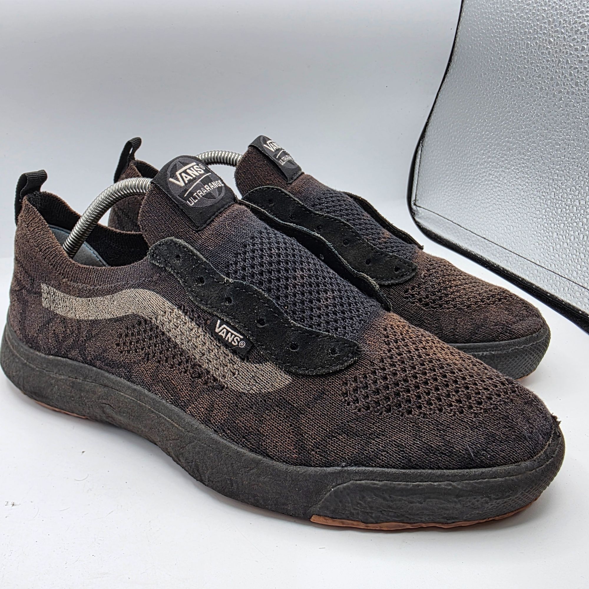 Vans Vans UltraRange Vr3 Mens Size 10 Black Athletic Shoes Casual Size US 10 / EU 43 - 1 Thumbnail