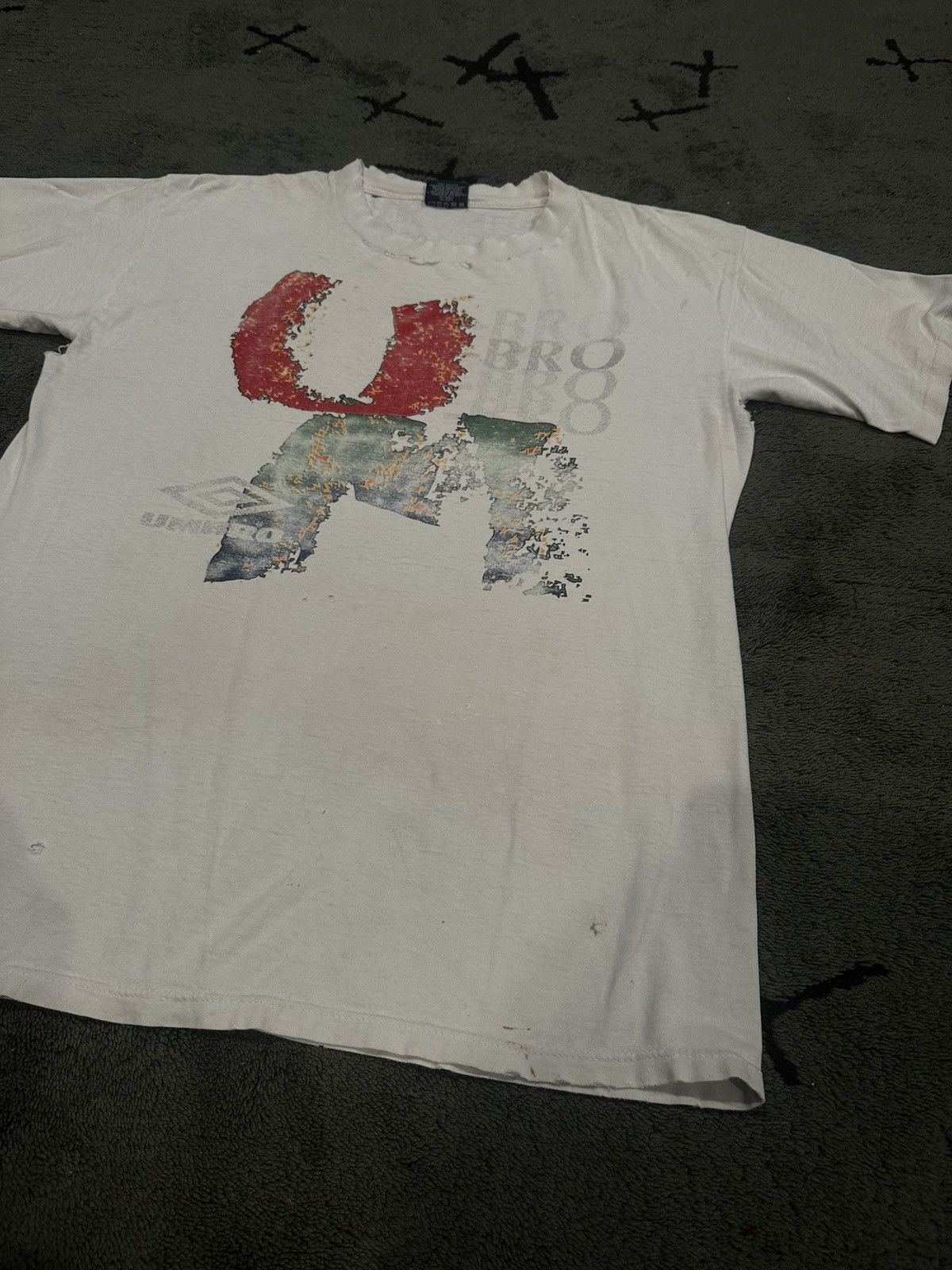 Umbro × Vintage Vintage 90’s Distressed Umbro Logo T-Shirt Size US L / EU 52-54 / 3 - 6 Thumbnail
