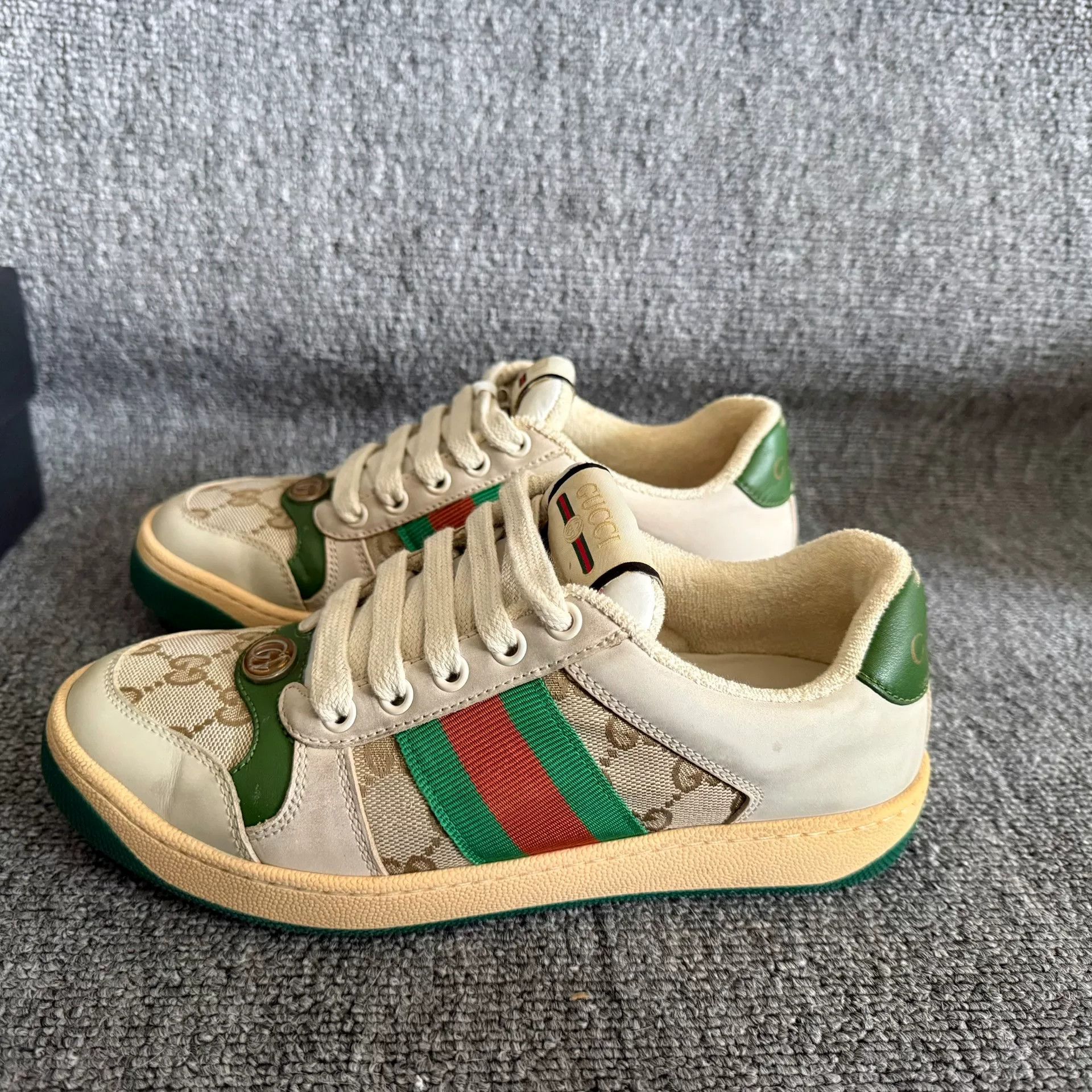 Gucci Gucci Distressed Green Tail Sneakers 35.5 Size US 4.5 / IT 34.5 - 1 Thumbnail