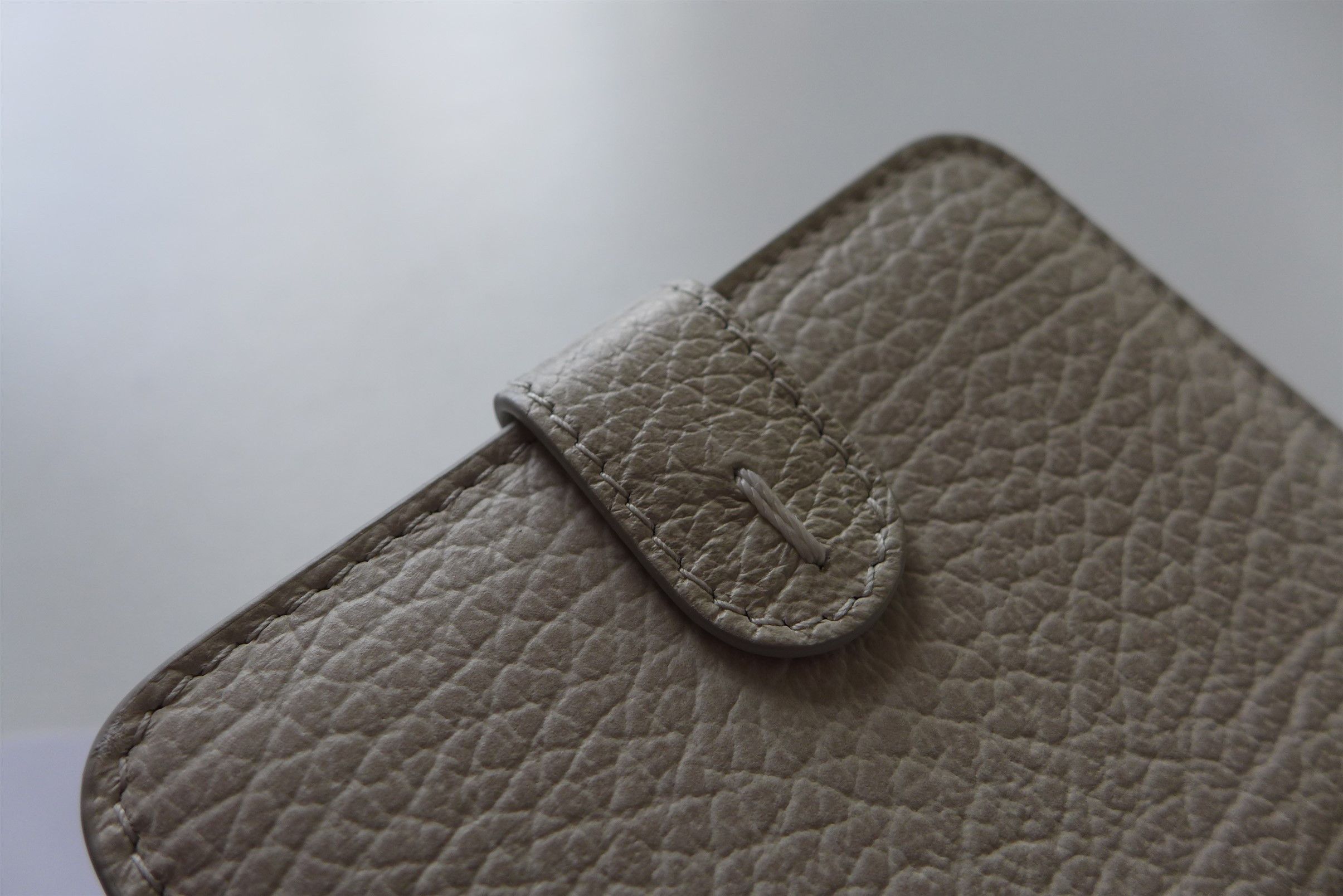 Maison Margiela Margiela Zip Wallet - Beige Calf Leather Size ONE SIZE - 9 Thumbnail