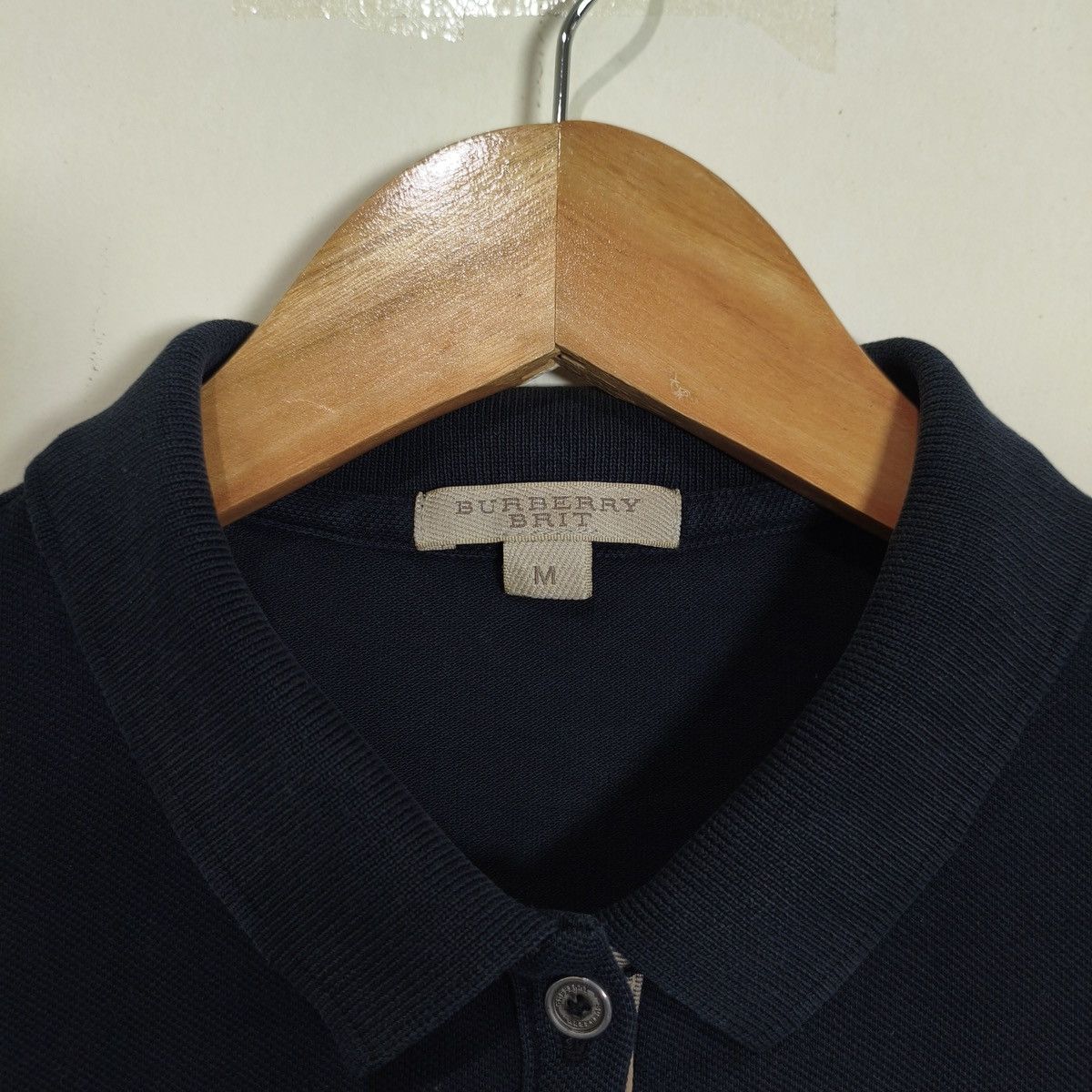 Burberry Burberry Brit button-down collar subtly puffed shoulder Size M / US 6-8 / IT 42-44 - 3 Thumbnail