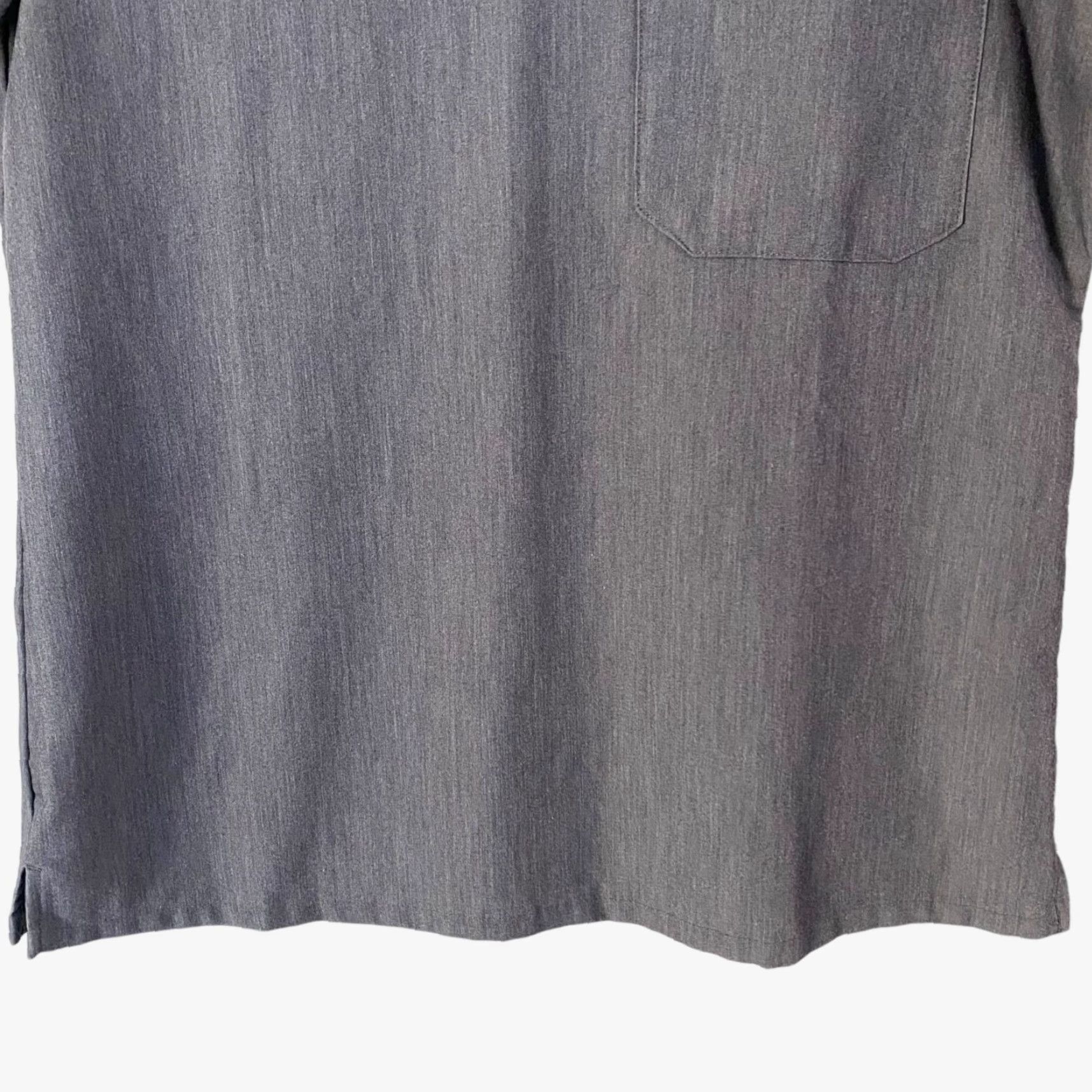 Vintage FIGS Catarina Technical Scrub Top Graphite Gray V-Neck Short-Sleeve S Women Size US S / EU 44-46 / 1 - 6 Thumbnail