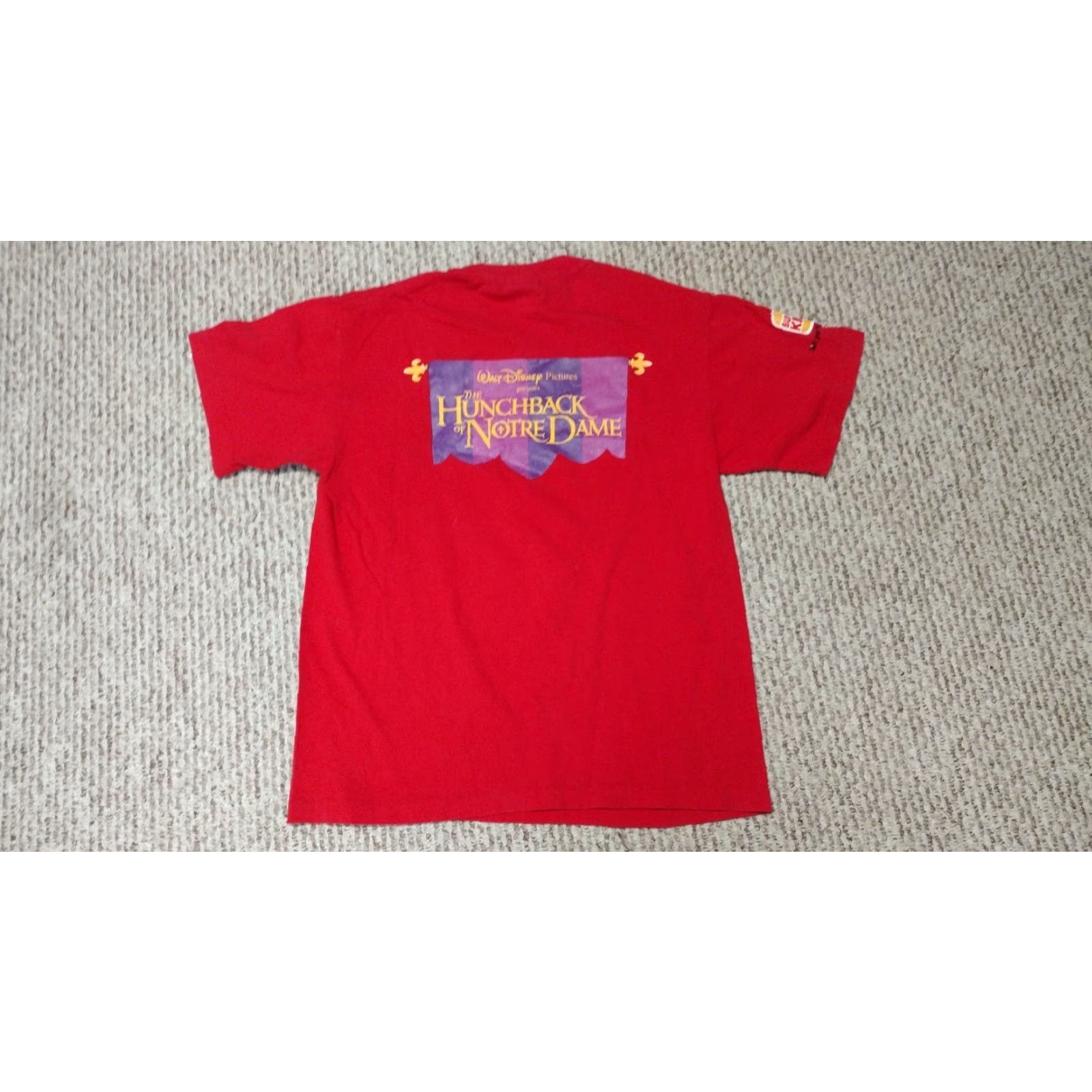 Disney VINTAGE Disney The Hunchback Notre Dame Shirt Burger King Movie Cartoon TV Mens M Red Cotton Logo Short Sleeve Crew Neck Size US M / EU 48-50 / 2 - 3 Thumbnail