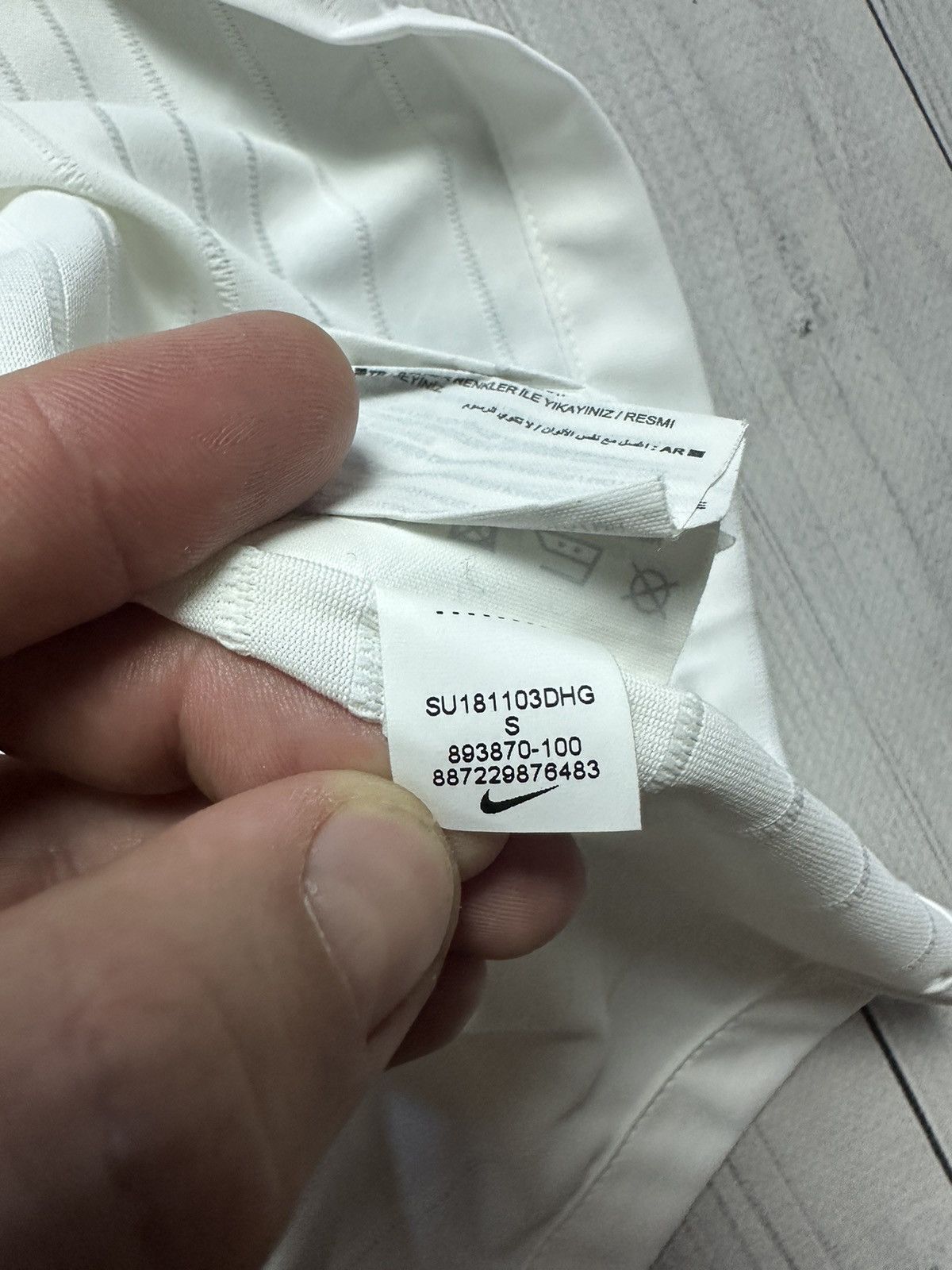 Nike Nike England soccer jersey size S logo Size US S / EU 44-46 / 1 - 9 Thumbnail