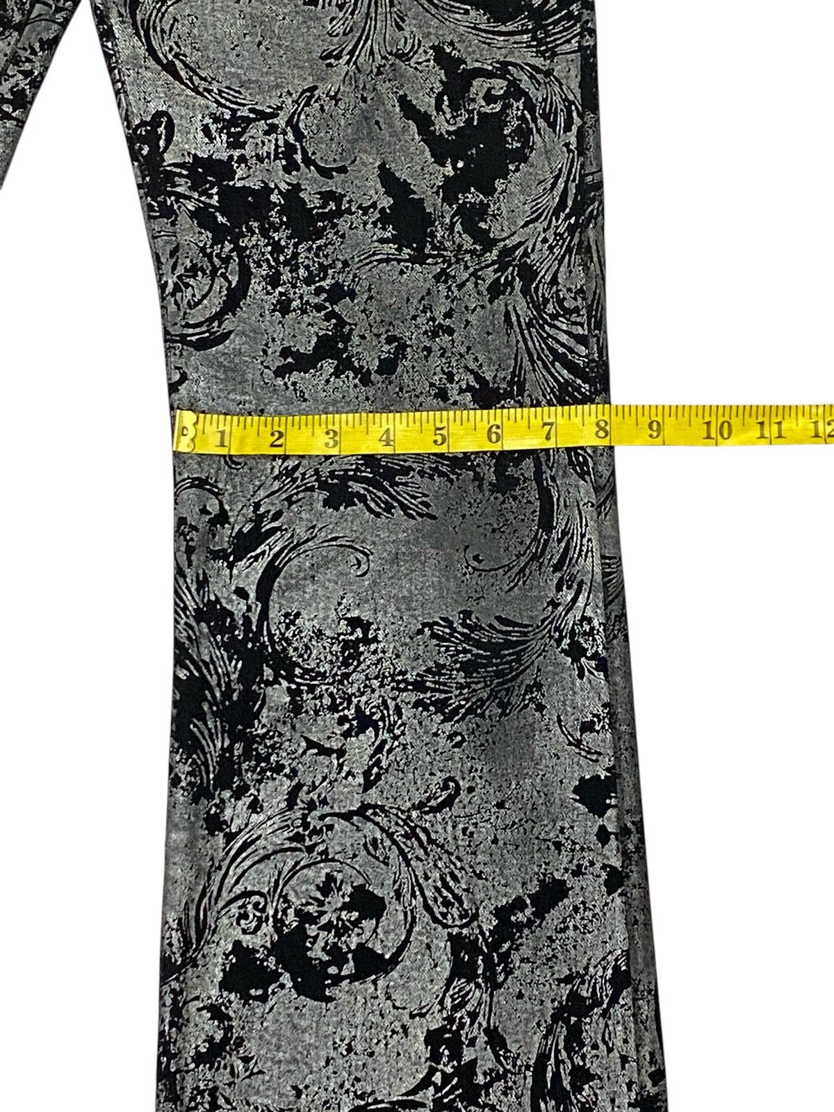 Yoshiyuki Konishi 💃Yoshiyuki Konishi Wax Floral Pattern Flared Denim Pants Size US 30 / EU 46 - 18 Thumbnail