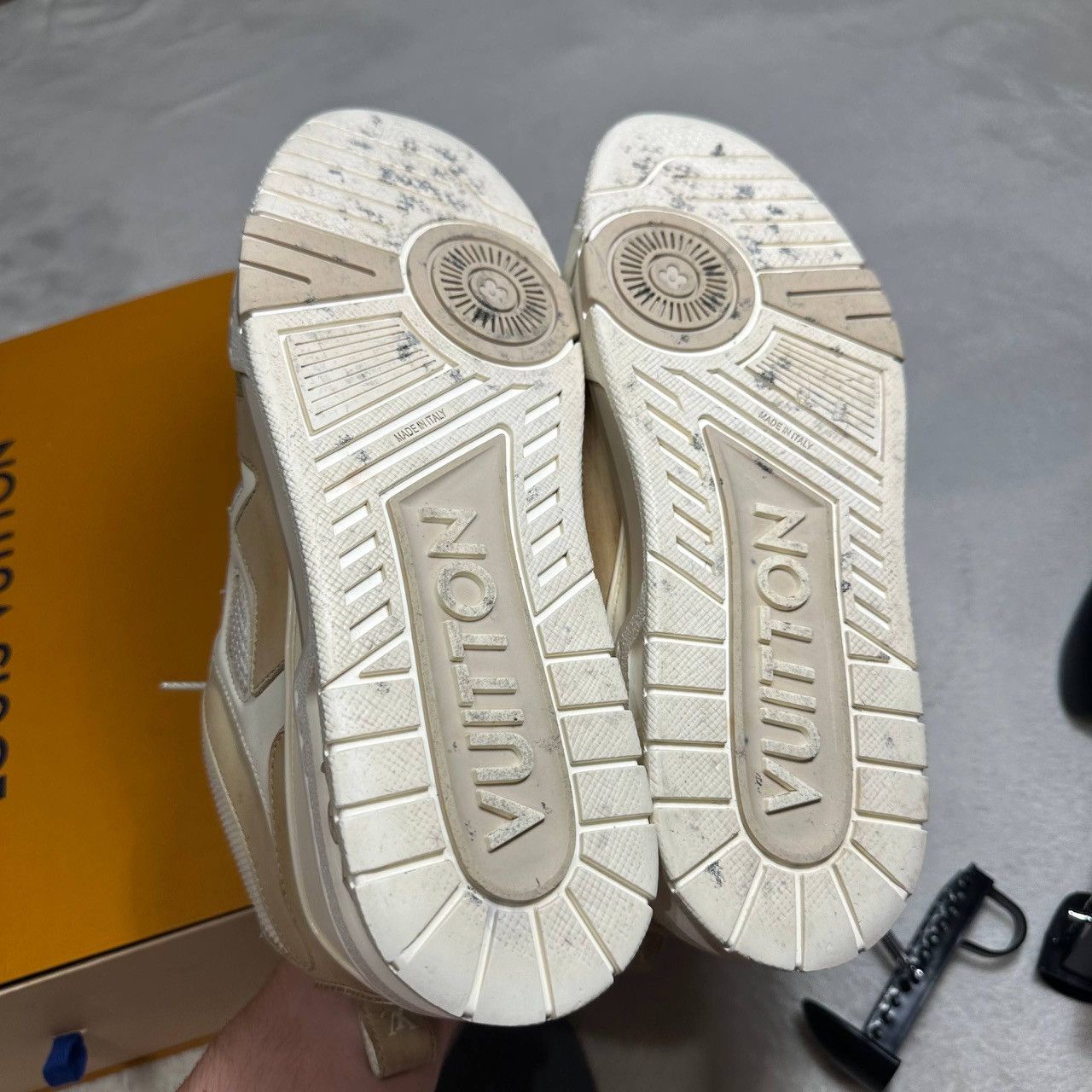 Louis Vuitton Louis Vuitton Skate Size US 7.5 / EU 40-41 - 10 Thumbnail