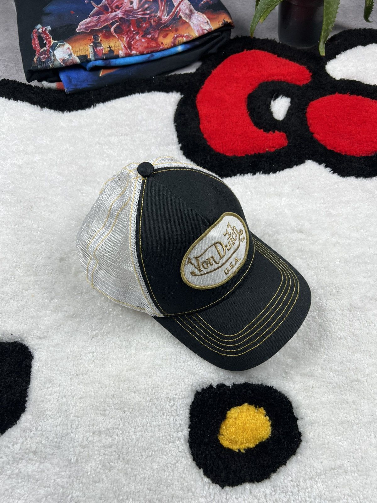 Von Dutch Vintage Von Dutch Gold Big Logo Y2K Skate Cap Hat Size ONE SIZE - 2 Thumbnail