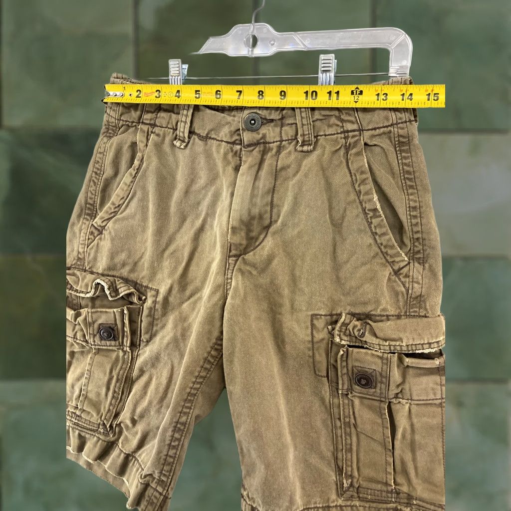 American Eagle Outfitters VINTAGE American Eagle Outfitters Cargo Shorts Mens 26 Army Green Canvas Cotton 9 In Inseam Cargo Pocket Flat Front Zip Button Logo 26 Regular Mens Size US 26 / EU 42 - 1 Thumbnail