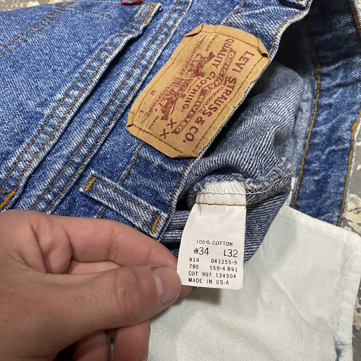 Levi's × Vintage Vintage Levi’s 550 Relaxed Fit Blue Denim Jeans USA 80s Size US 32 / EU 48 - 3 Thumbnail
