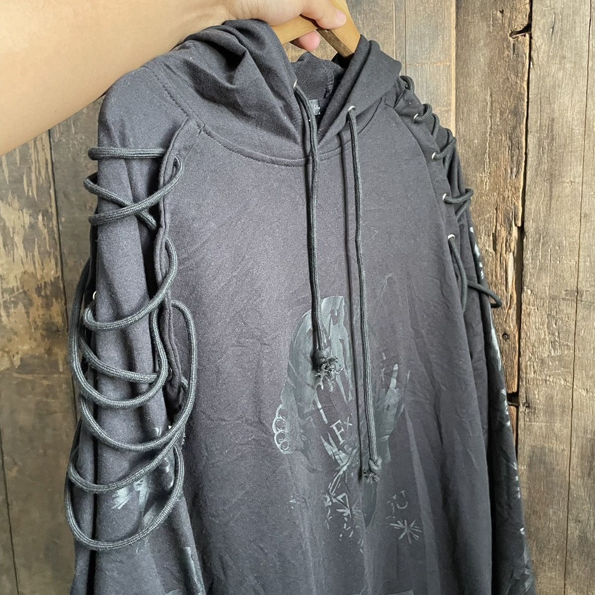 Beauty Beast Vintage NieR Punk Gothic ifsixwasnine LGB Style Hoodie Size US L / EU 52-54 / 3 - 6 Thumbnail