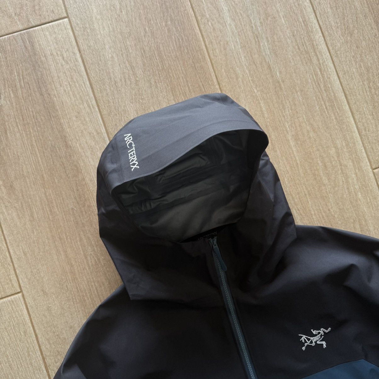 Arc'teryx Arc'teryx Beta Jacket Gore-Tex Mens Size US XL / EU 56 / 4 - 4 Thumbnail