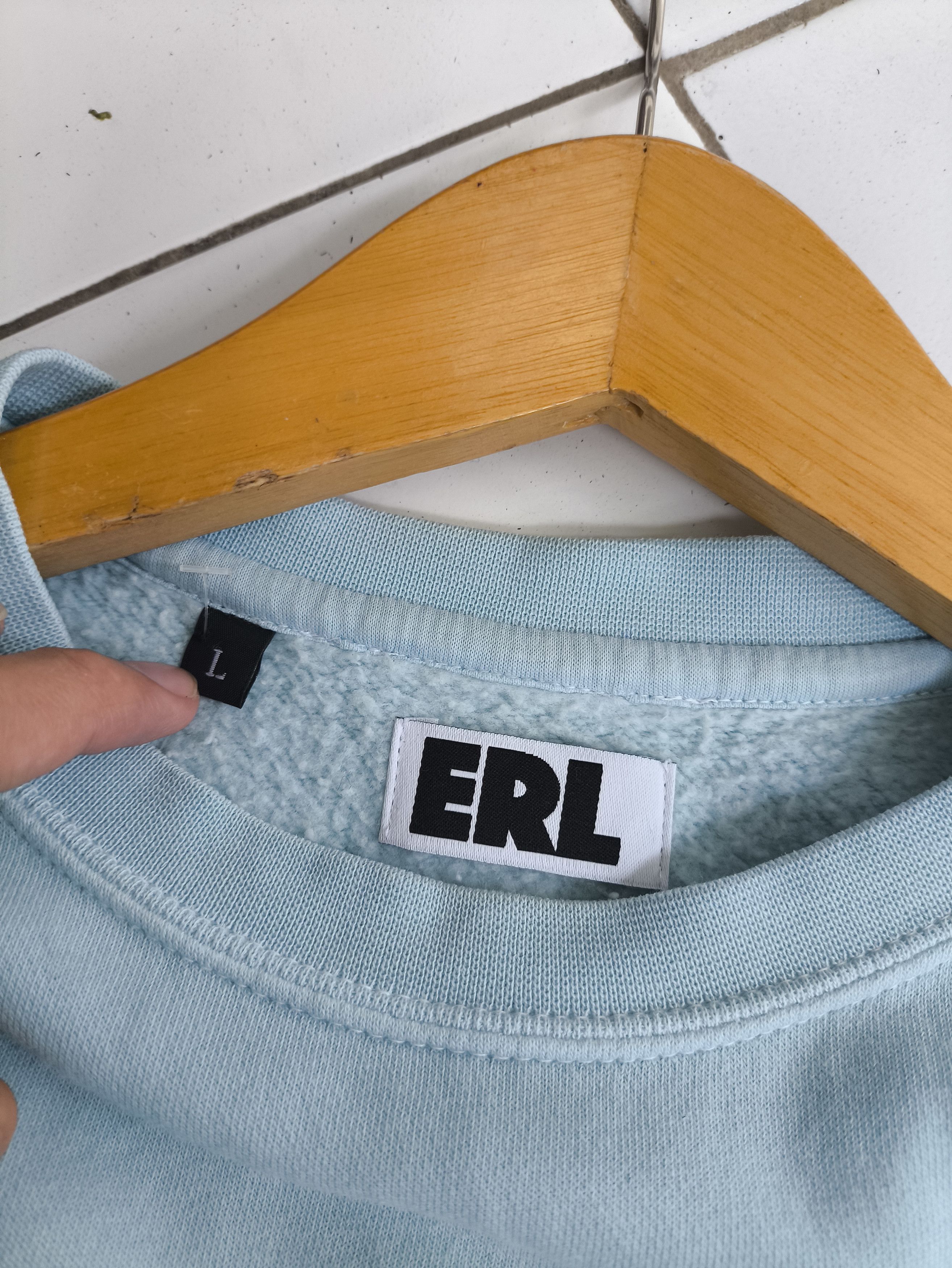 ERL ERL nike graphic sweatshirt crewneck soft blue fit xl Size US L / EU 52-54 / 3 - 3 Thumbnail
