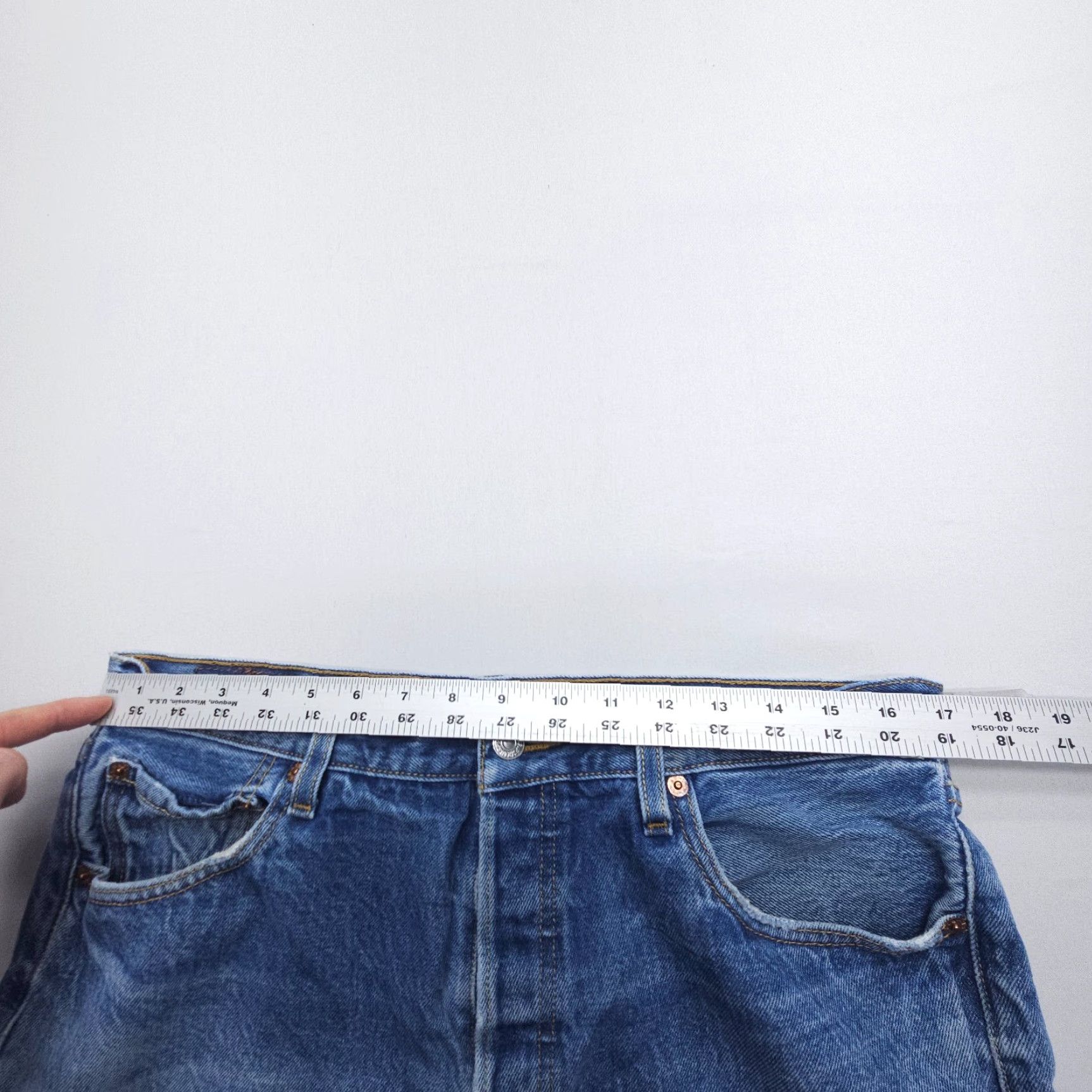Levi's VINTAGE Levi's 501 Jeans Mens 36 x 30 Button Fly Straight Denim Blue 90s Classic American Size US 36 / EU 52 - 7 Thumbnail