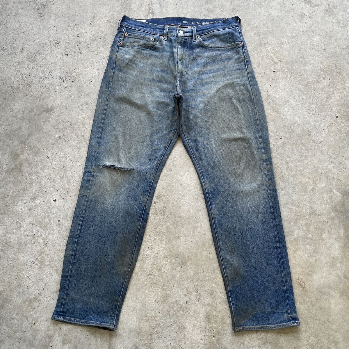 image of 505 Big E Rusty Distressed Jeans Denim Pants W34 in Faded Blue, Men's