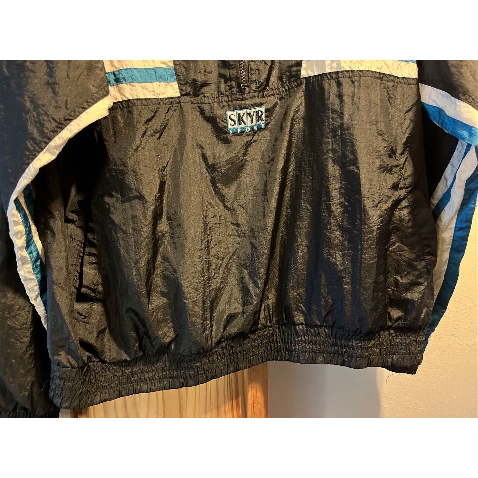 The Unbranded Brand Skyr VTG Men’s XL Black Blue 1/2 Zip LS Nylon Poly Jacket Size US XL / EU 56 / 4 - 11 Thumbnail