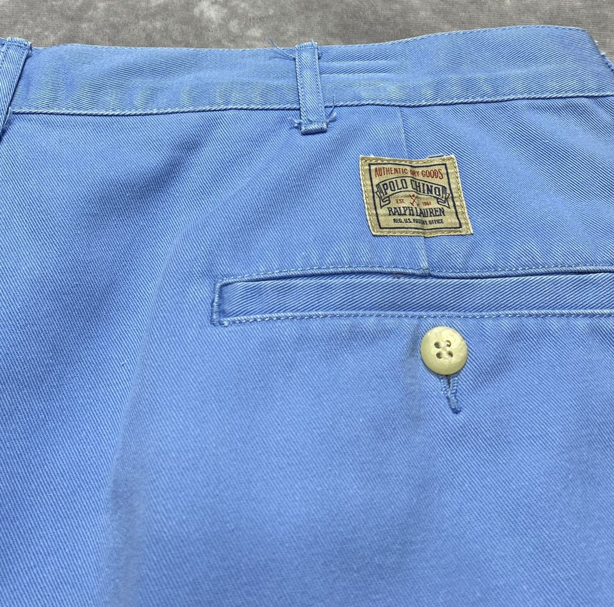 Polo Ralph Lauren 90’s Vintage Polo Ralph Lauren Chino Shorts Size US 36 / EU 52 - 2 Thumbnail