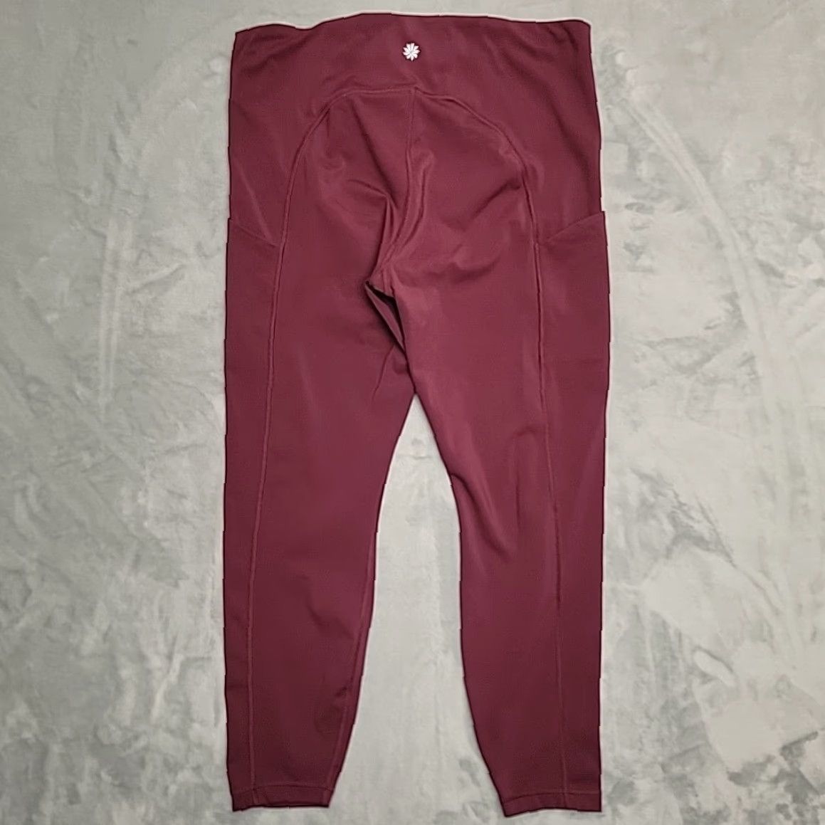 Athleta VINTAGE Athleta Leggings Womens Large Maroon Ultimate Stash Pocket 7/8 Performance Tight Shirt Womens L Maroon USA Sports Elastic Waist Pattern: Solid Size 36" / US 14 / IT 50 - 5 Thumbnail